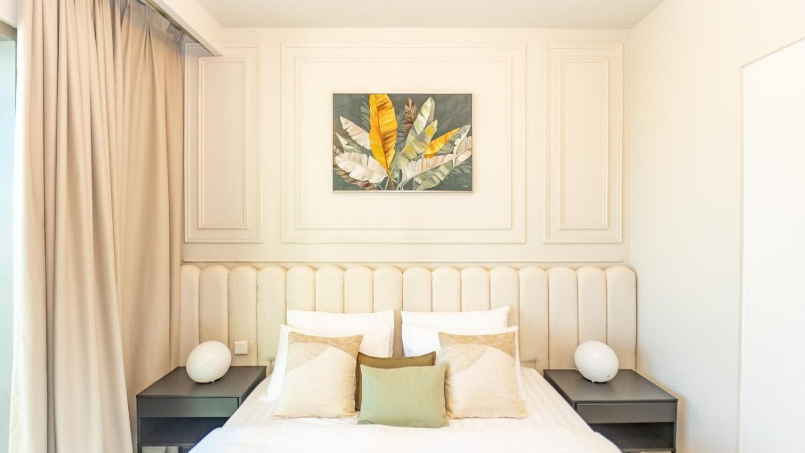 Luxurious 2-br In Downtown Appartement Dubaï
