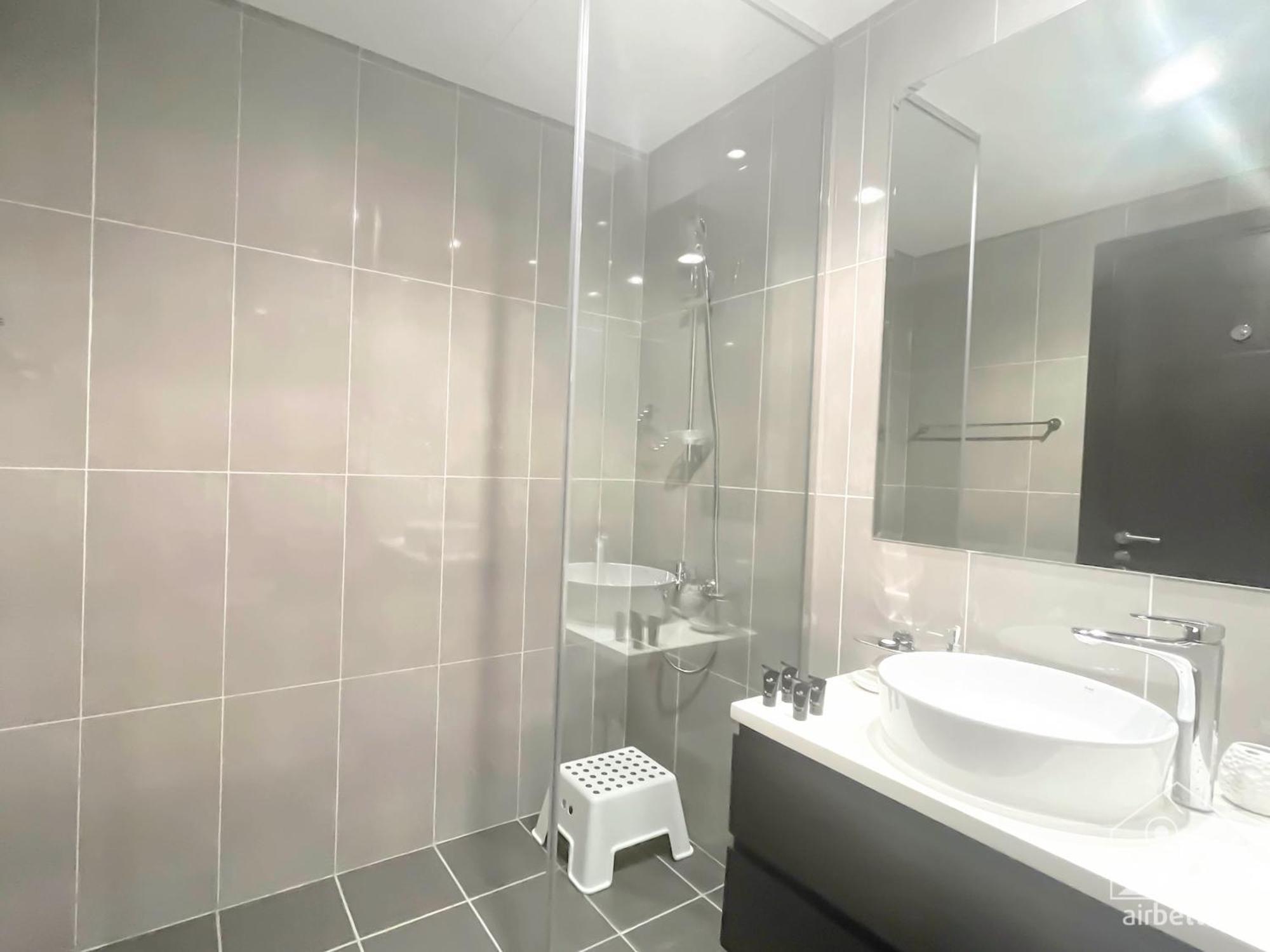 Comfy 1bedroom With Balcony In Appartement *