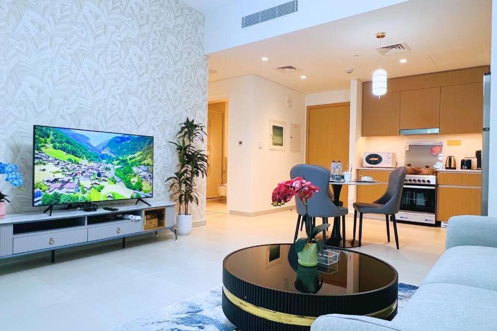 Cozy 1br In Creek Summer 3mins Walk To The Beach- 505 Dubaï
