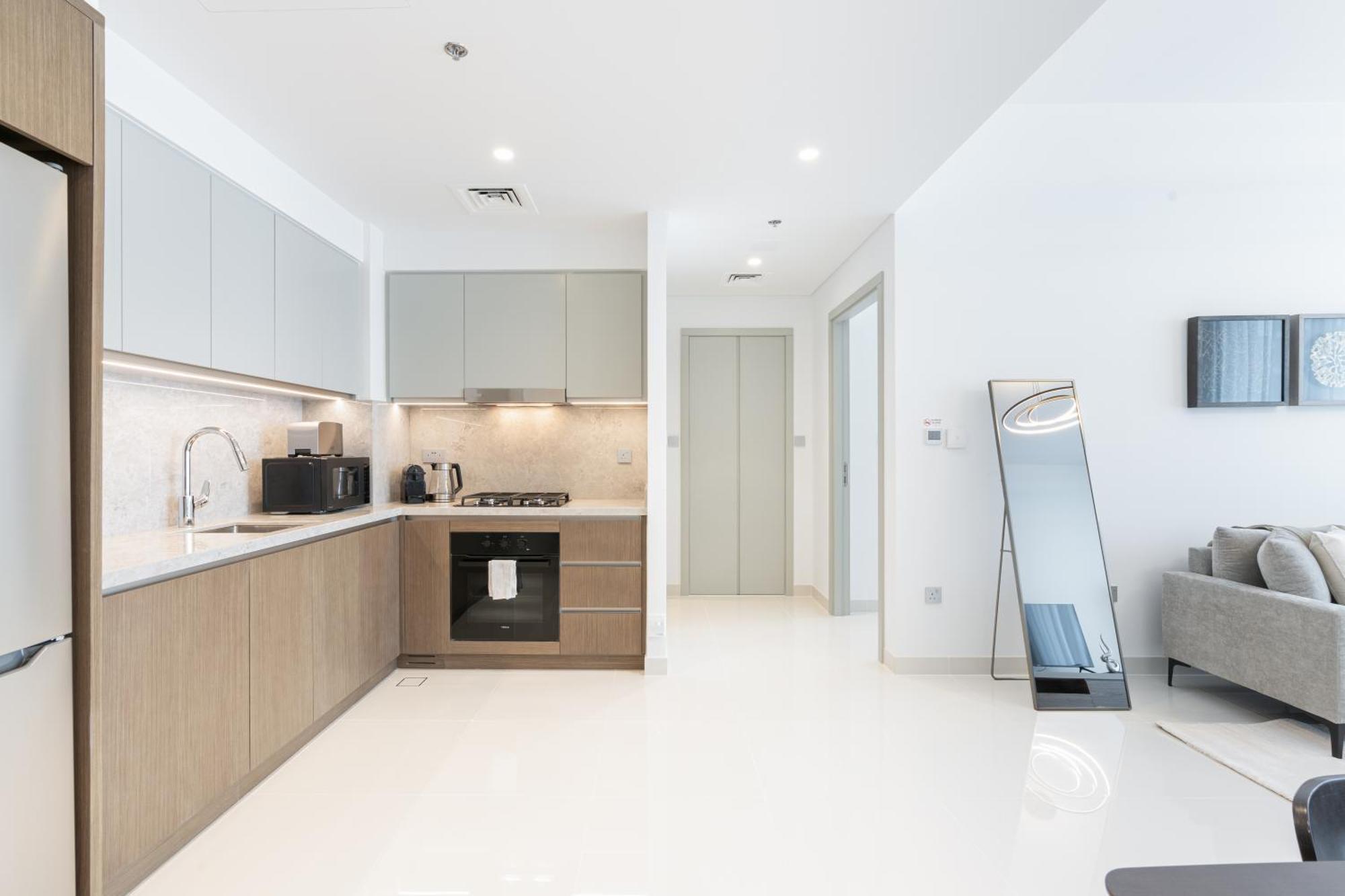 Elegant With Direct Access * Dubaï
