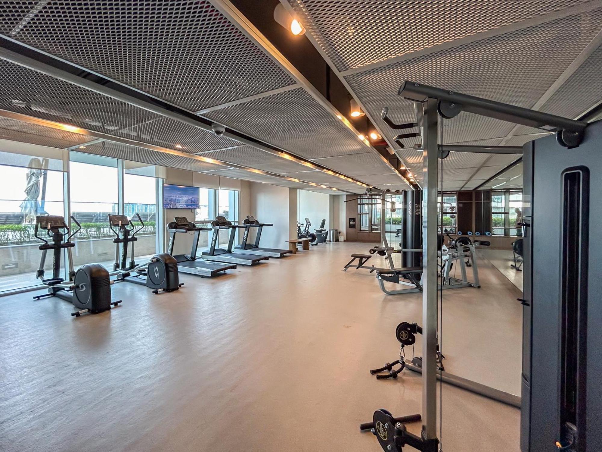 Elegant With Direct Access Appartement