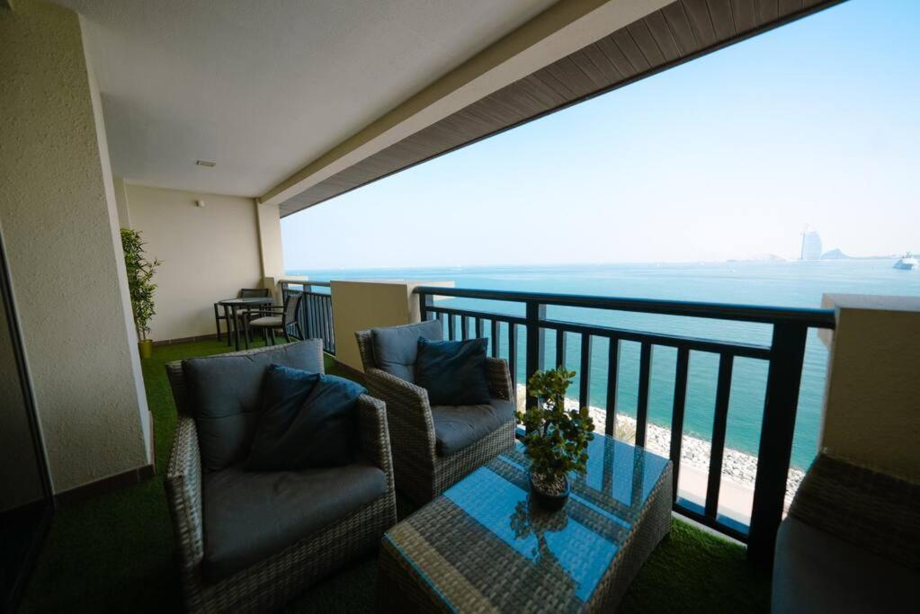 Palm Apt. With Burj Al Arab View *