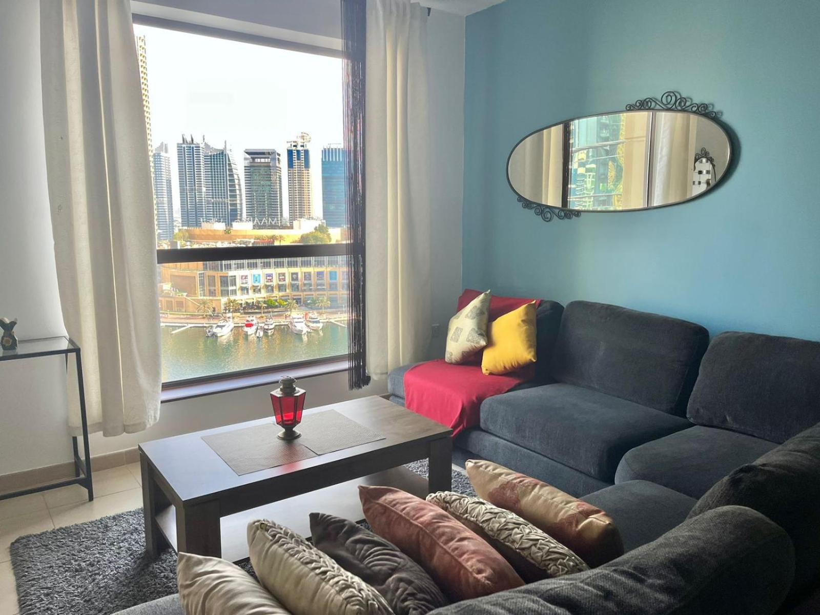 Amazing 1bdr In Jbr- Beach Access And Lake View *