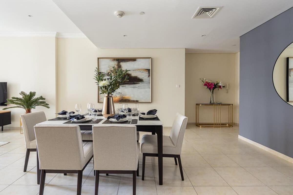 Frank Porter - Marina Heights 1 * Dubai