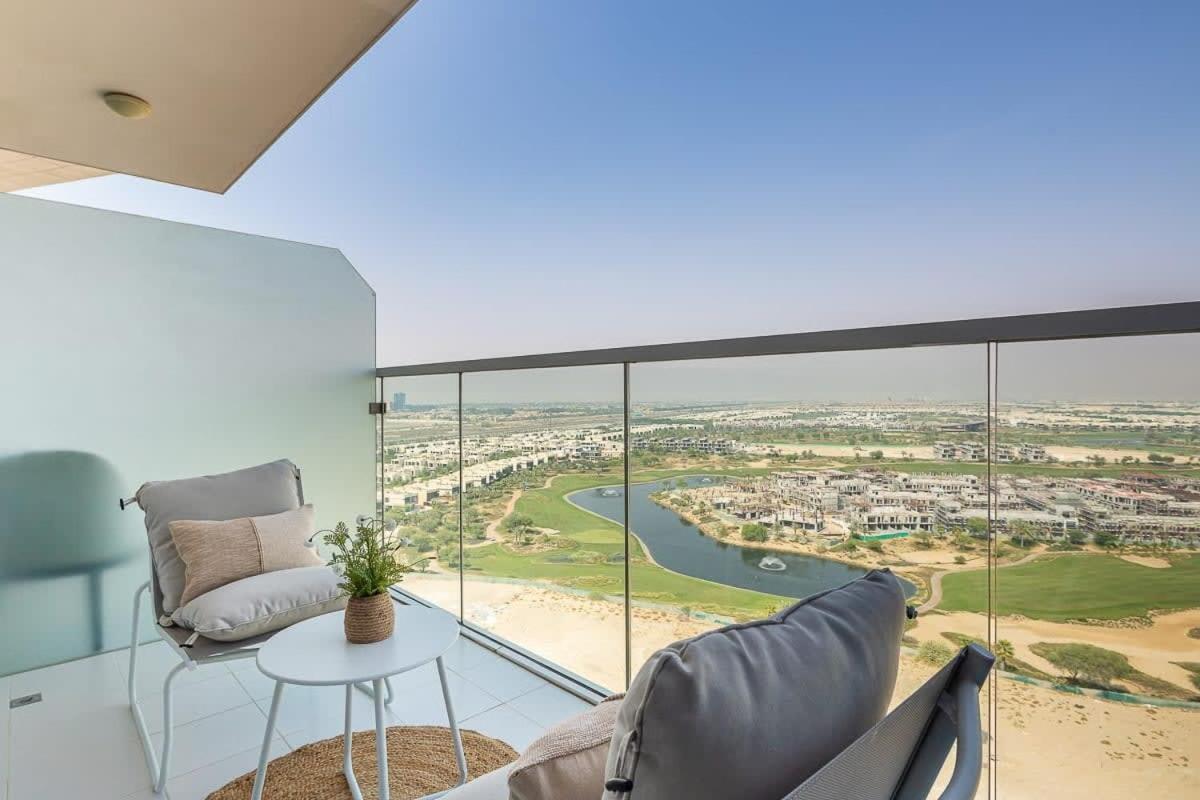 Frank Porter - Damac Artesia Appartement