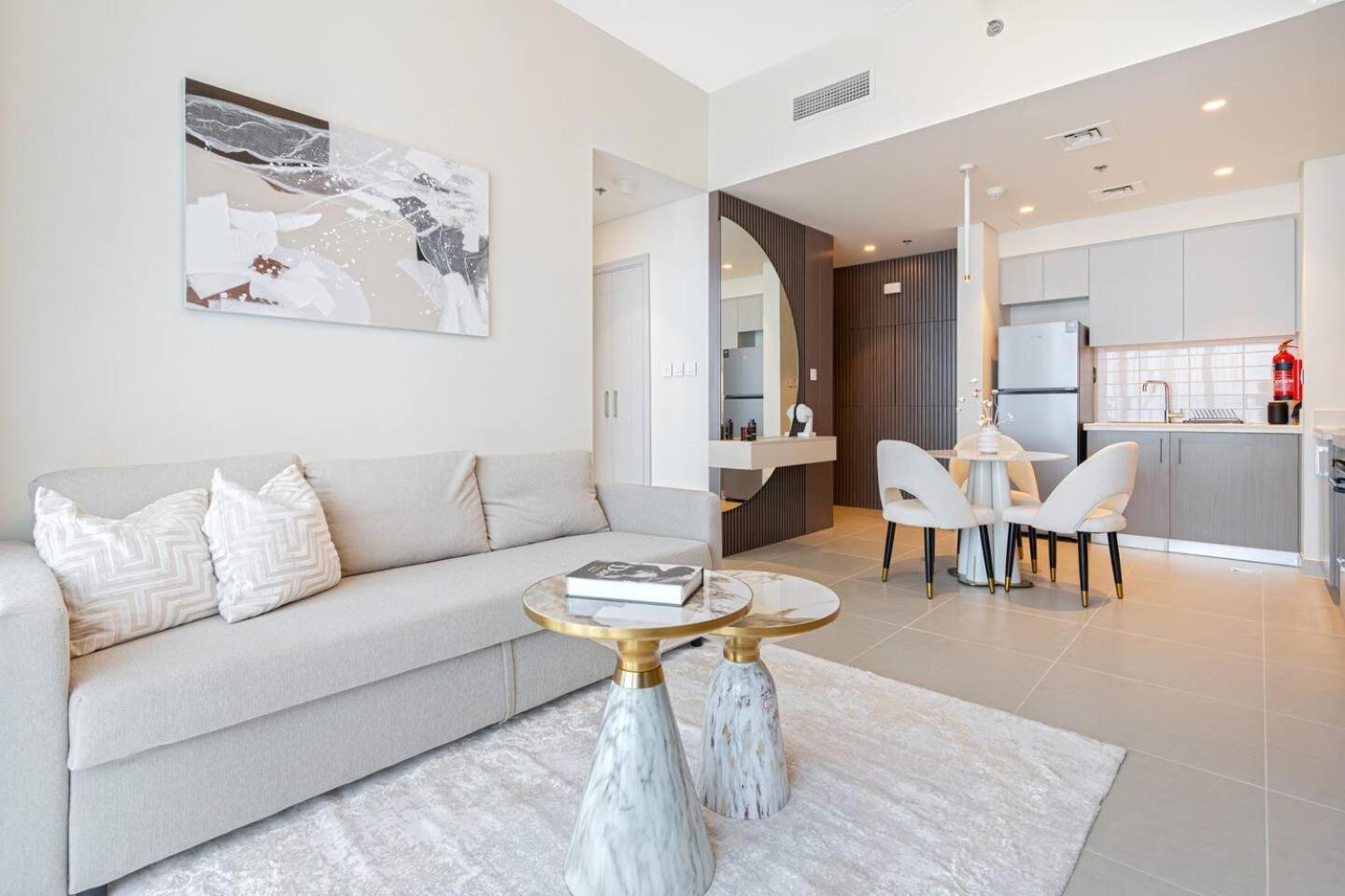 Downtown Flat Burj Khalifaoperametro-sleeps 3! Apartment Dubai