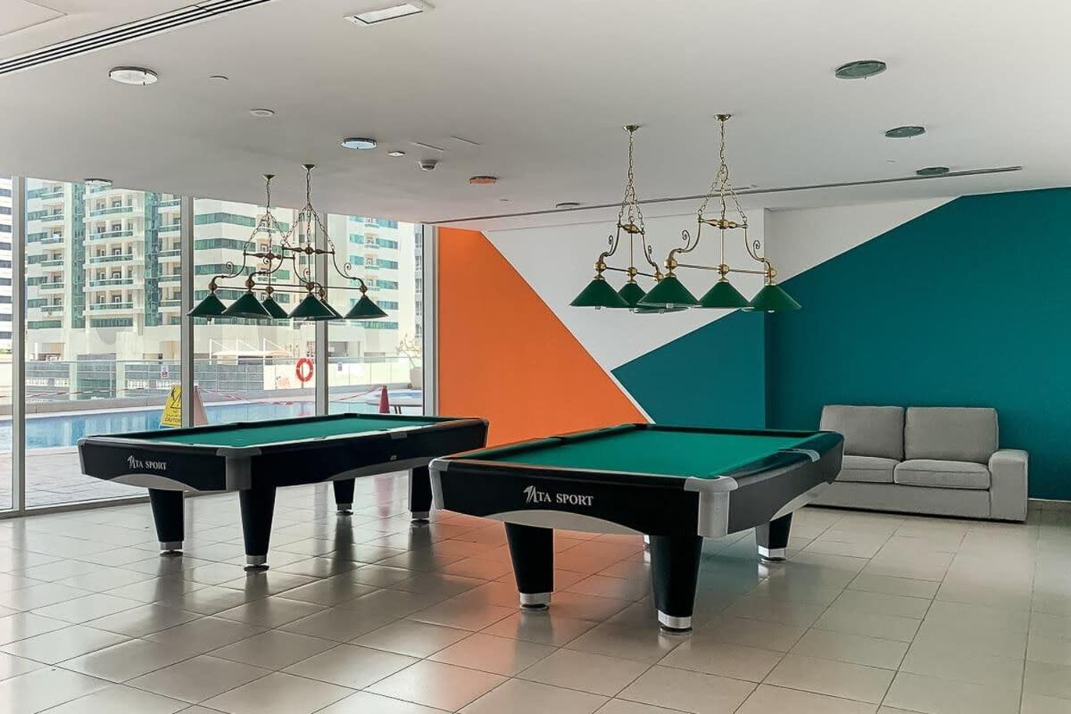 Frank Porter - Marina Heights 1 Apartment Dubai