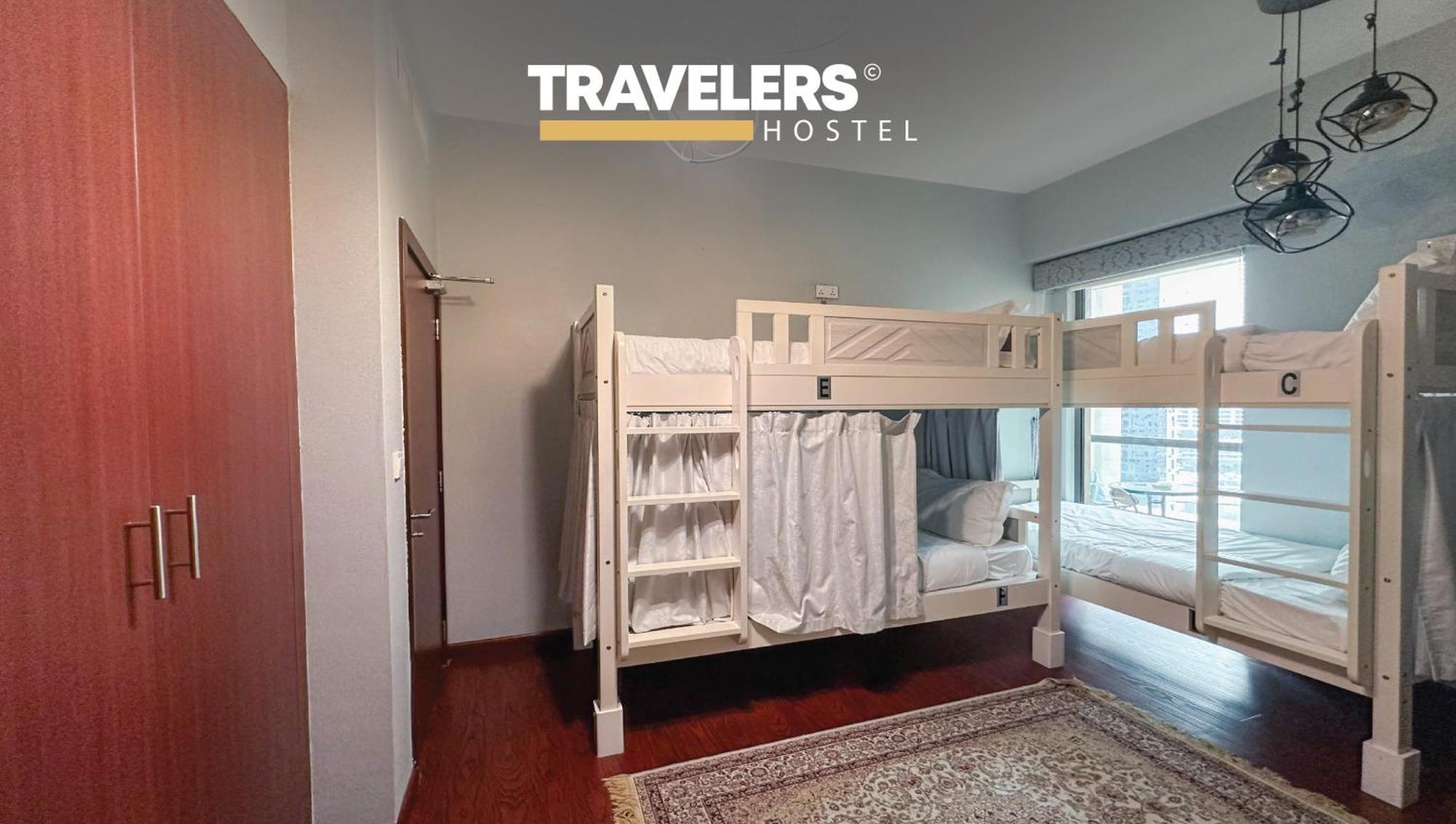 Hostel Travelers - Marina Dubai