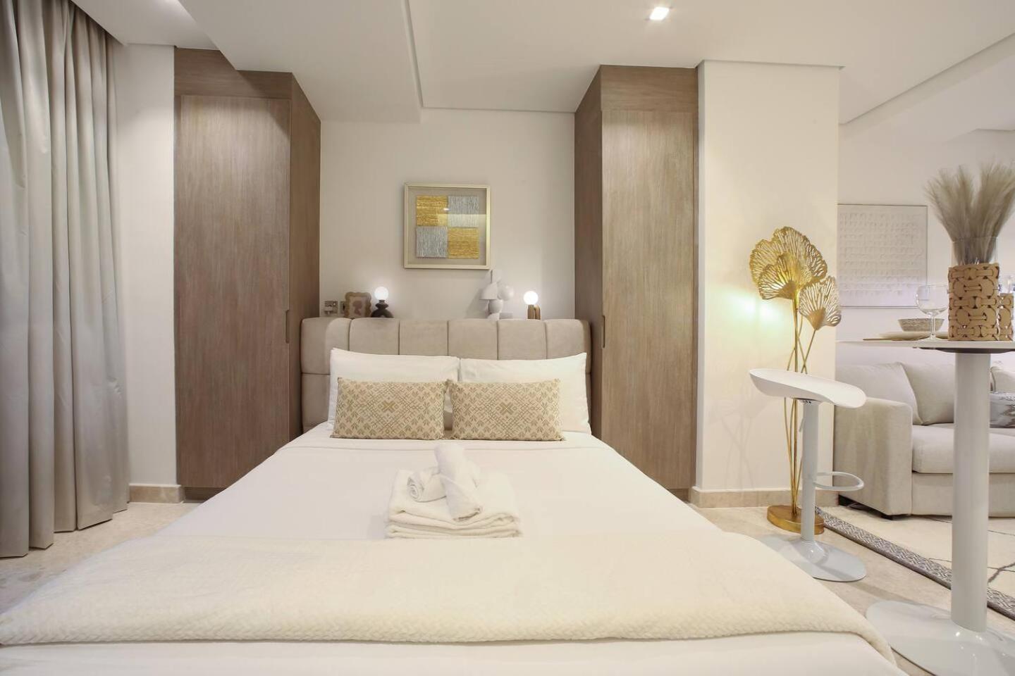 Appartement Glamorous Studio! Walk To Burj Khalifasleep 3! *
