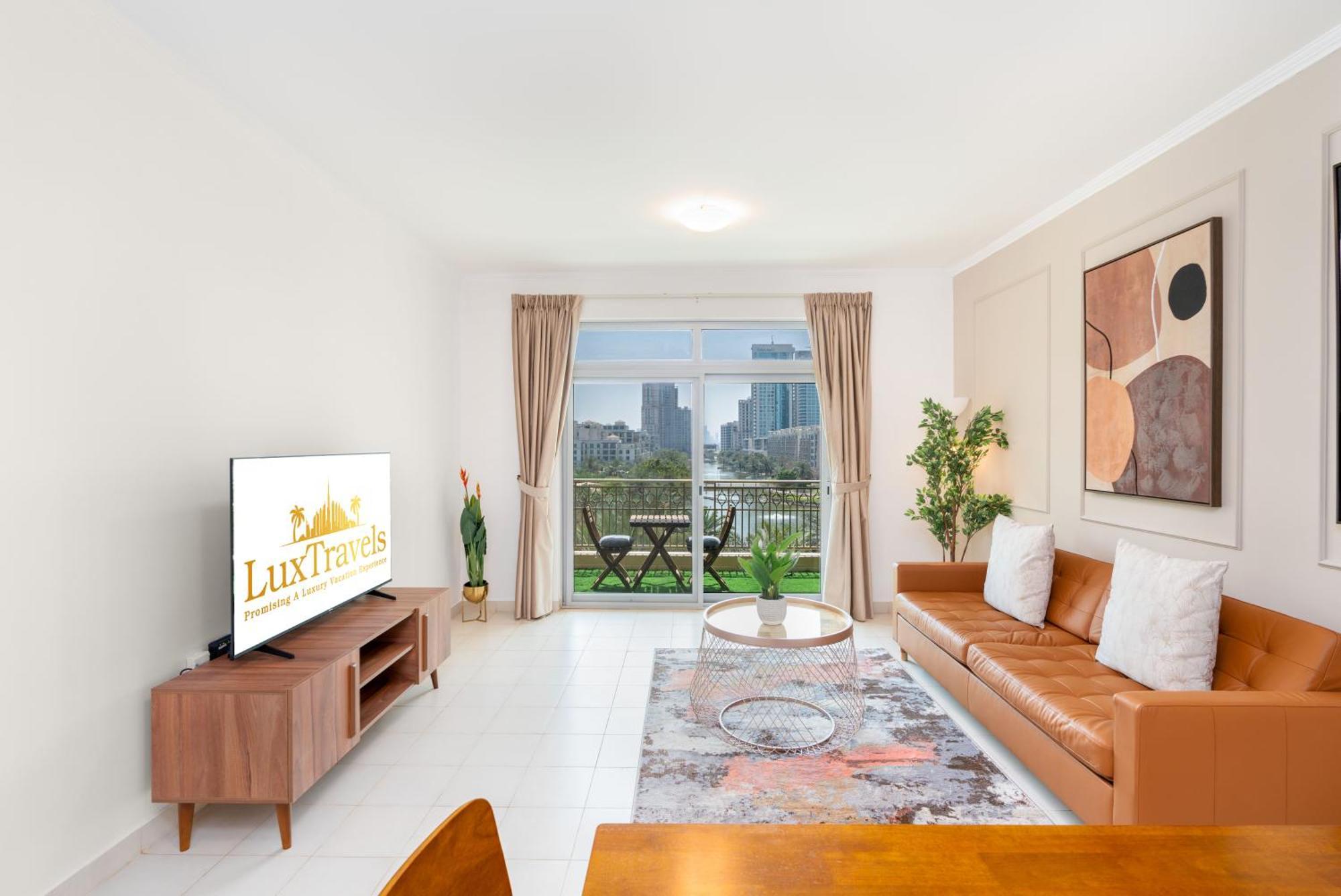 Appartement Lux I Tower I Lakes View Dubaï