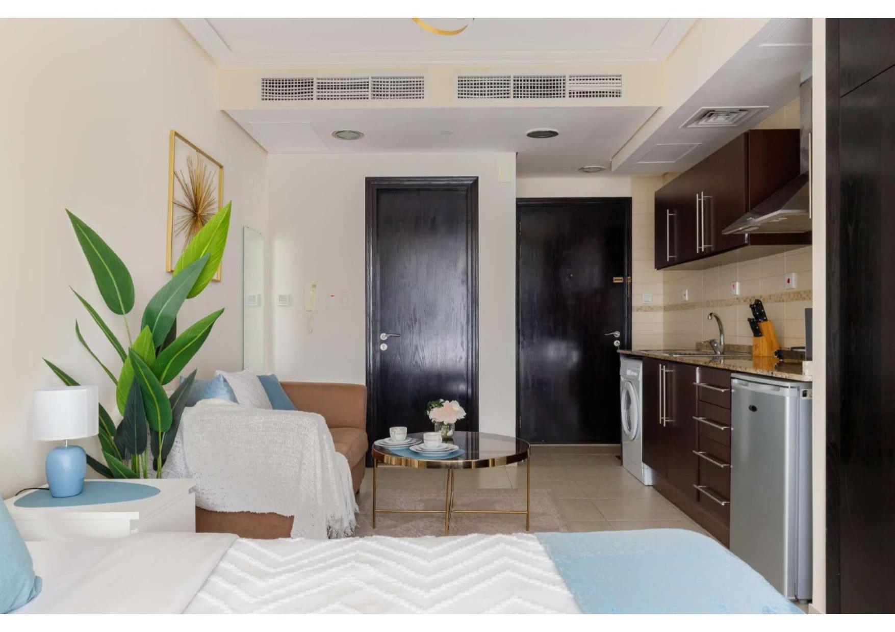 Appartamento Elevate Your Lifestyle At Goldcrest Bldg. *