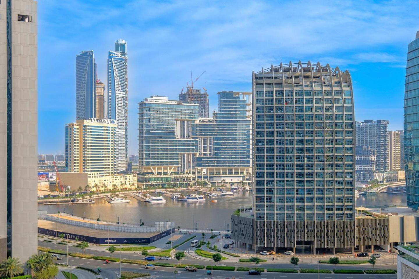 Apartment Refined 2 & Half Br In Mada Residences Near Mall *