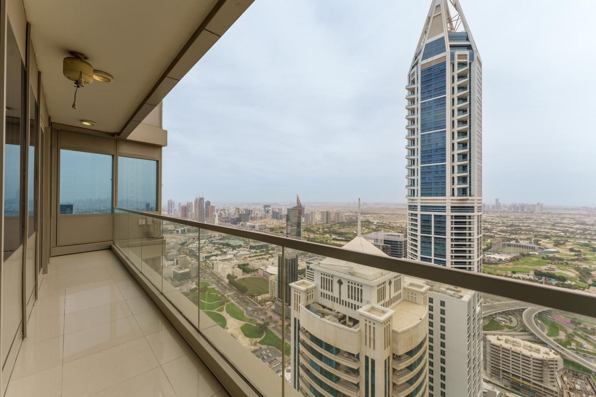 Heavenly Spacious 2 Bedroom With Stunning View * Dubaï