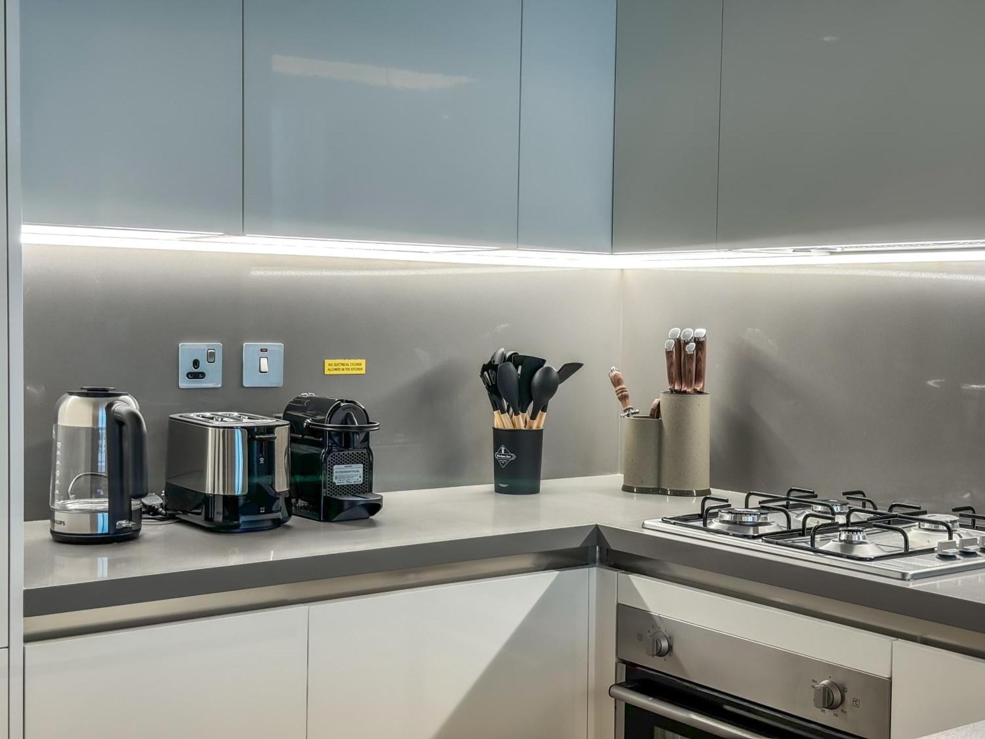 Majestic 2br Haven With Burj Khalifa View *