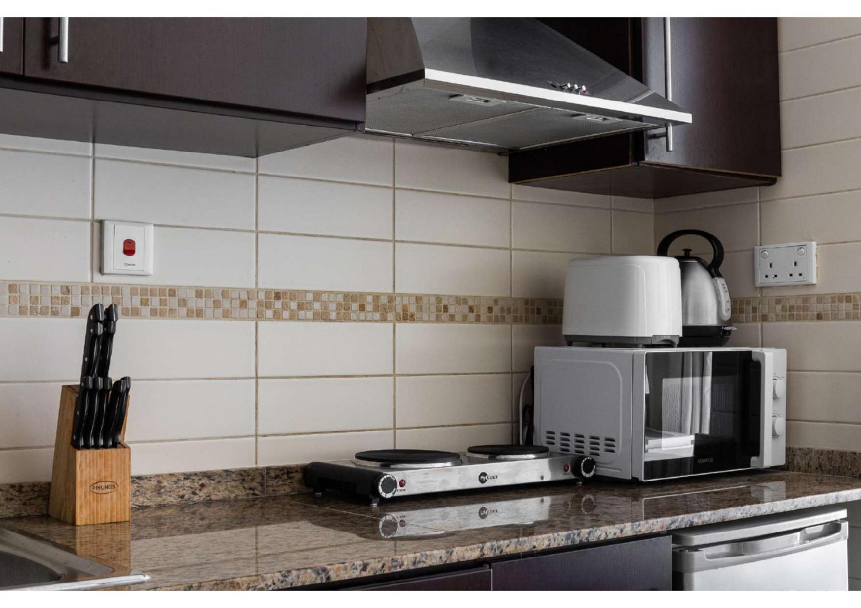 Appartamento Elevate Your Lifestyle At Goldcrest Bldg. *