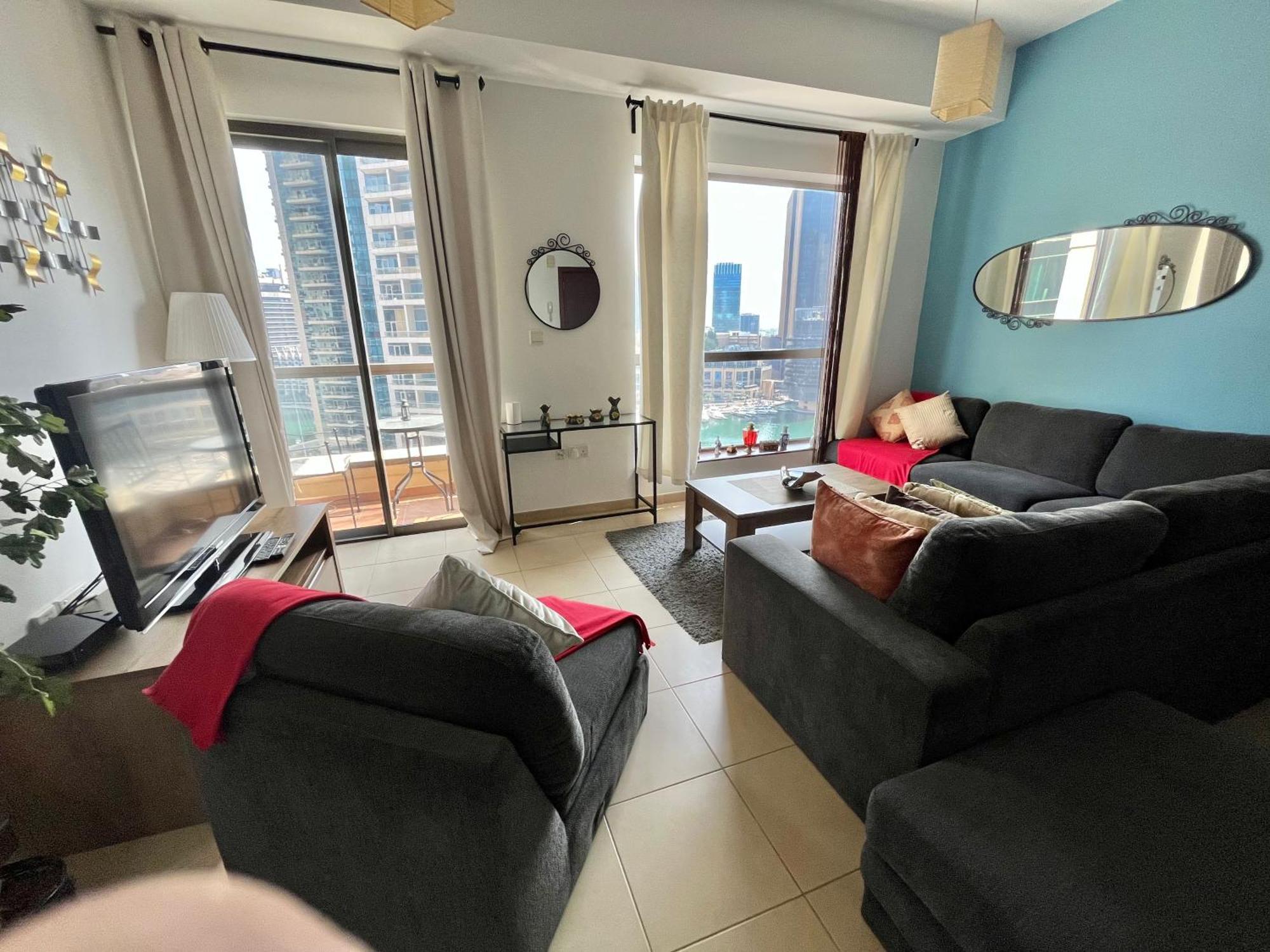 Apartamento Amazing 1bdr In Jbr- Beach Access And Lake View Dubai
