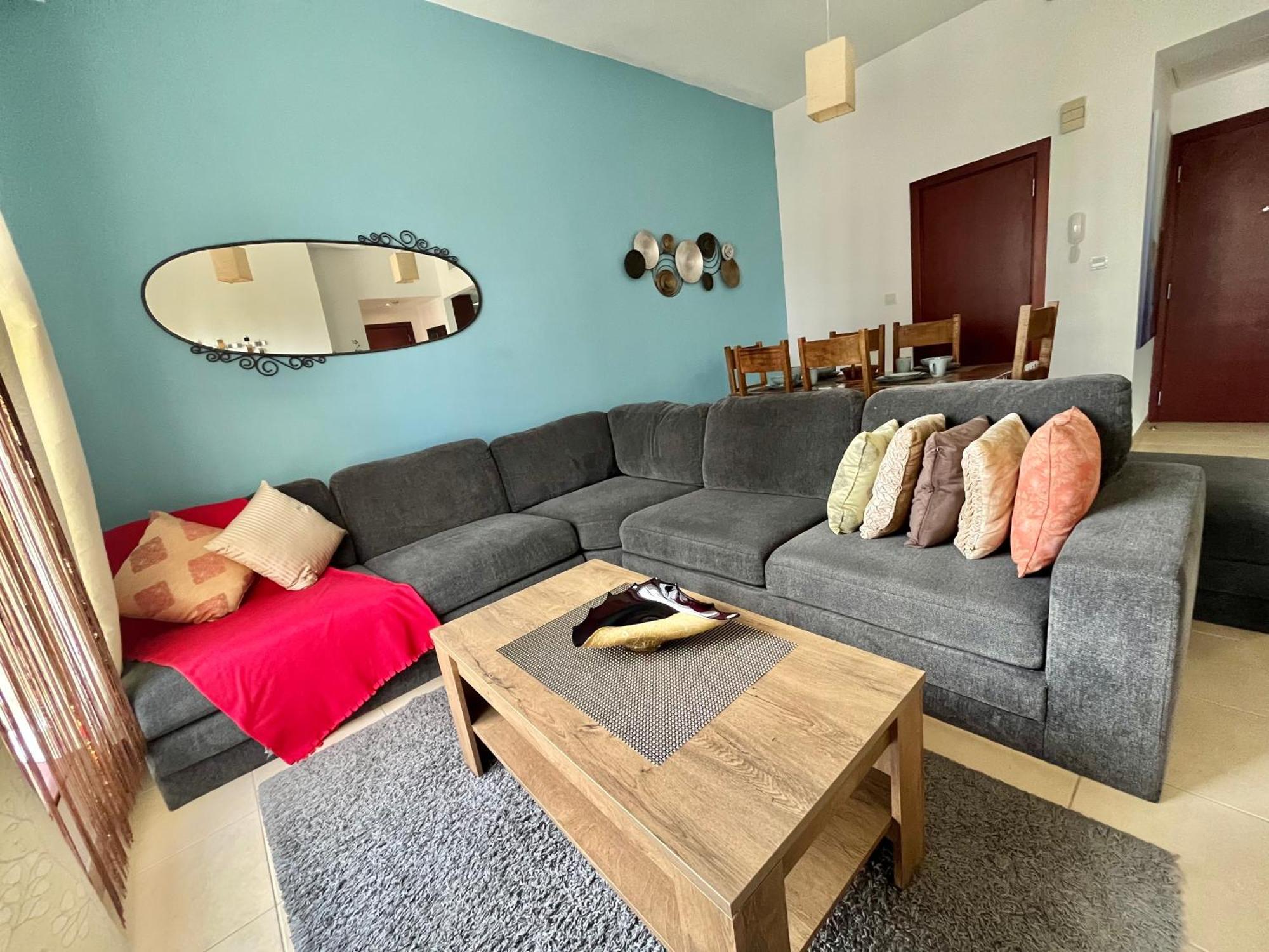 Amazing 1bdr In Jbr- Beach Access And Lake View