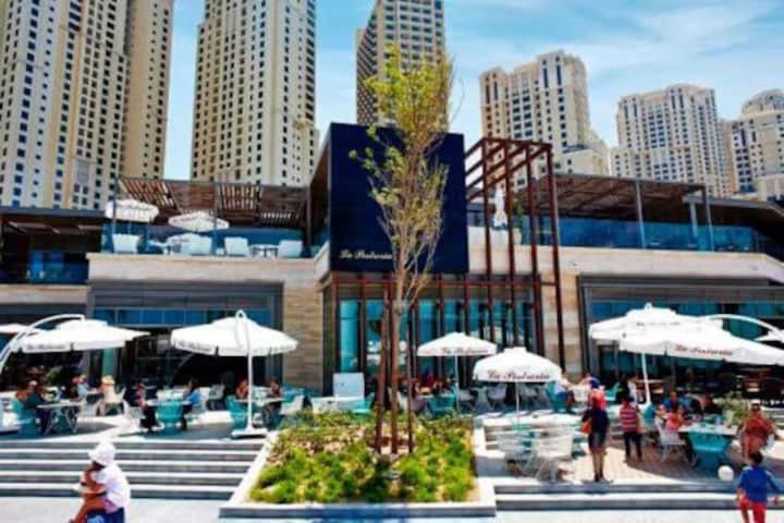 Amazing 1bdr In Jbr- Beach Access And Lake View Apartamento *