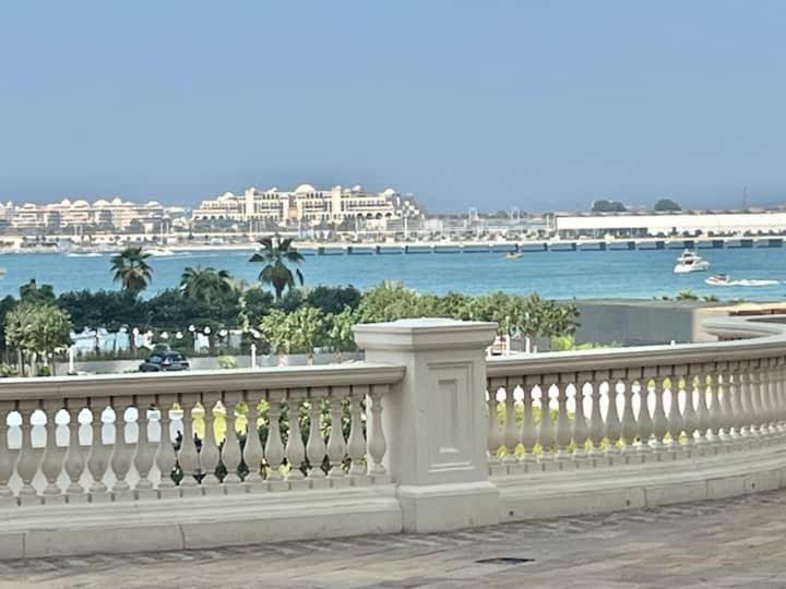 Apartamento Amazing 1bdr In Jbr- Beach Access And Lake View Dubai