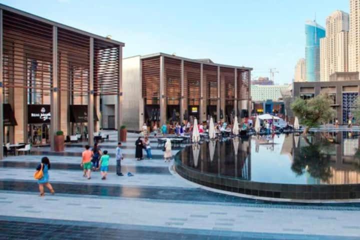 Apartamento Amazing 1bdr In Jbr- Beach Access And Lake View *