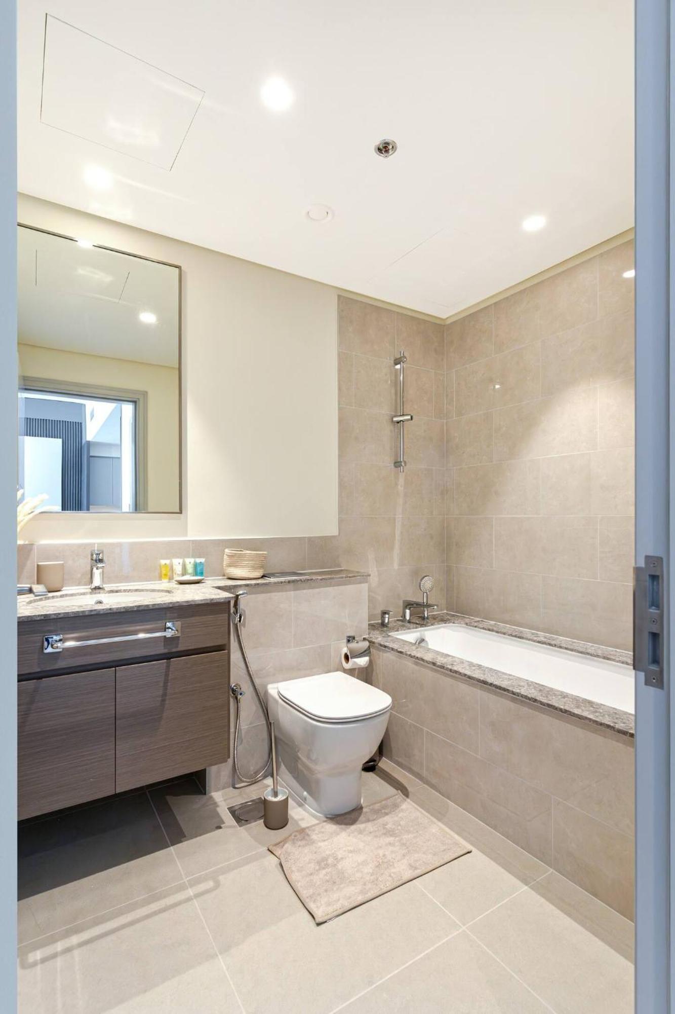 Apartment Downtown Flat Burj Khalifaoperametro-sleeps 3! Dubai