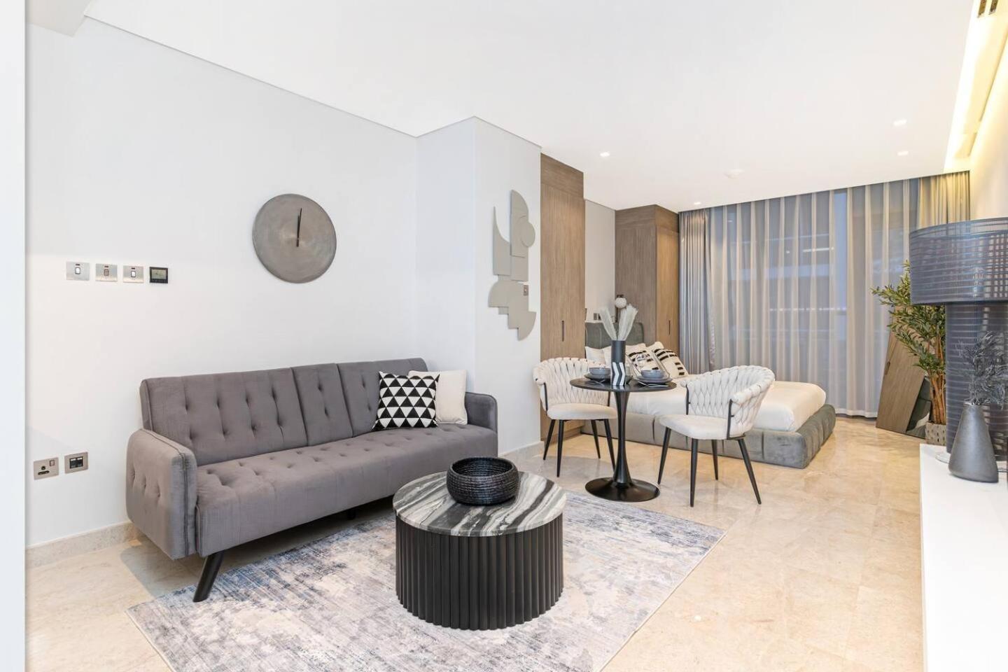 Trendy Studio! Walk To Burj Khalifasleeps 3! Apartamento *