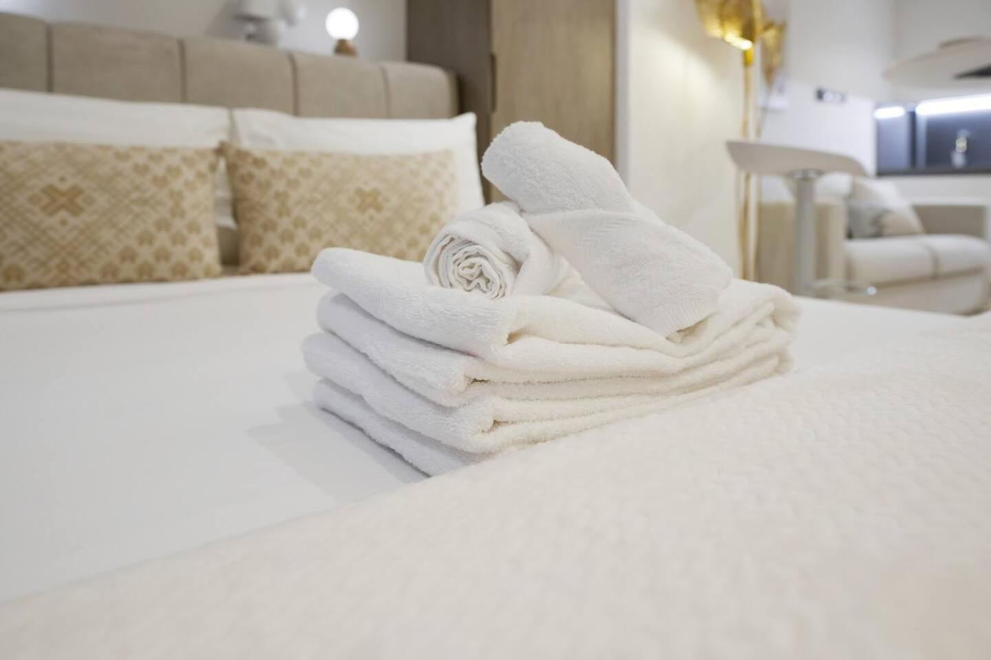 Glamorous Studio! Walk To Burj Khalifasleep 3! Appartement Dubaï