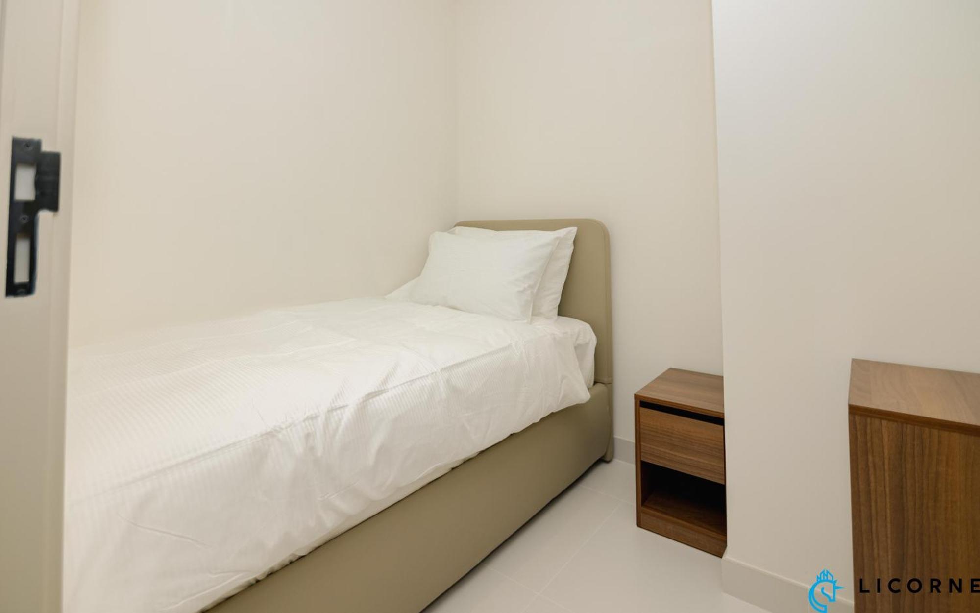 Seascape Sanctuary - 3 And A Half Br Beachfront Bliss - Marina Vista Tower 1 Apartment *