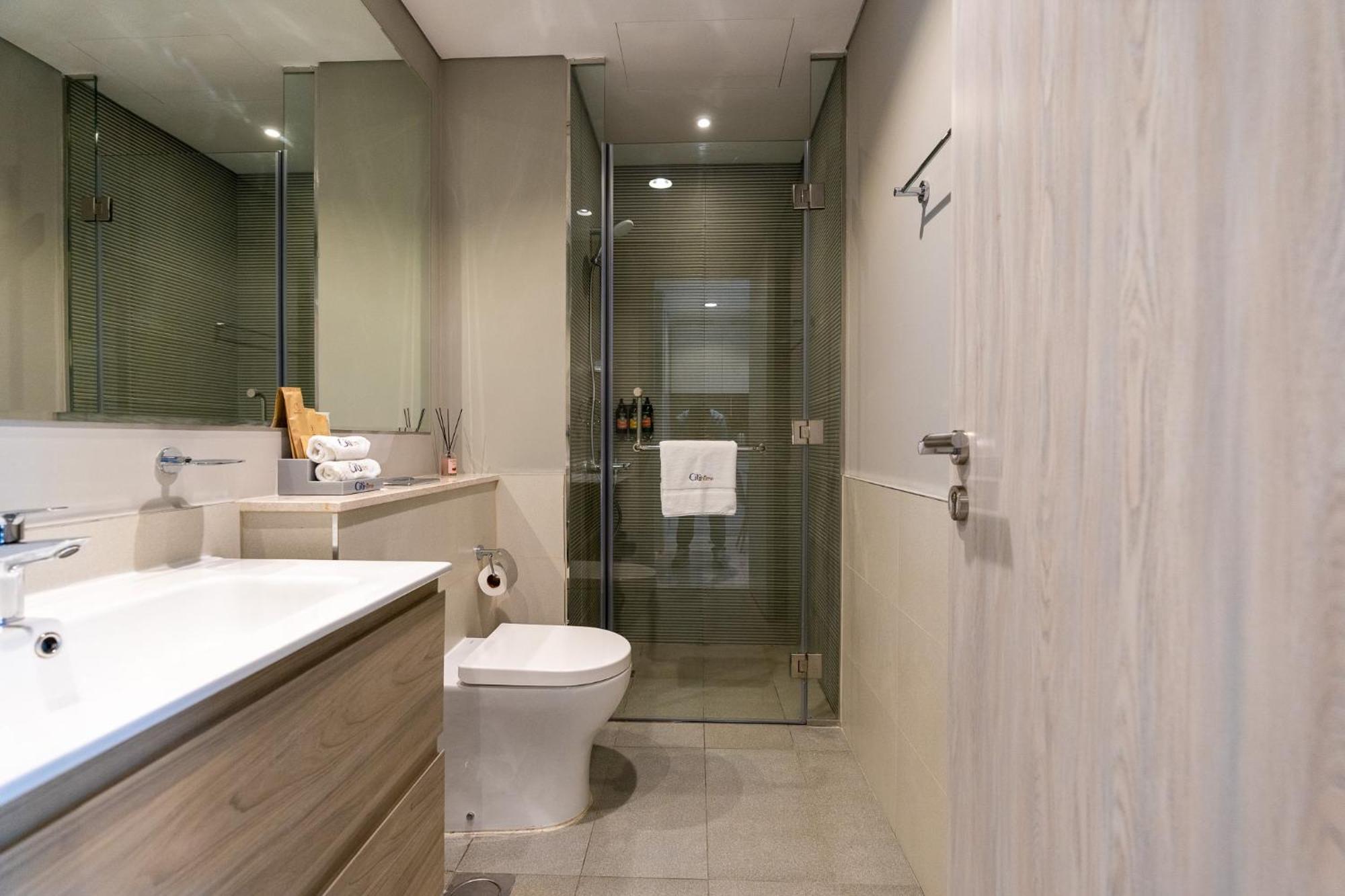 Citihome-1br In Business Bay Overlooking The Canal Lägenhet *
