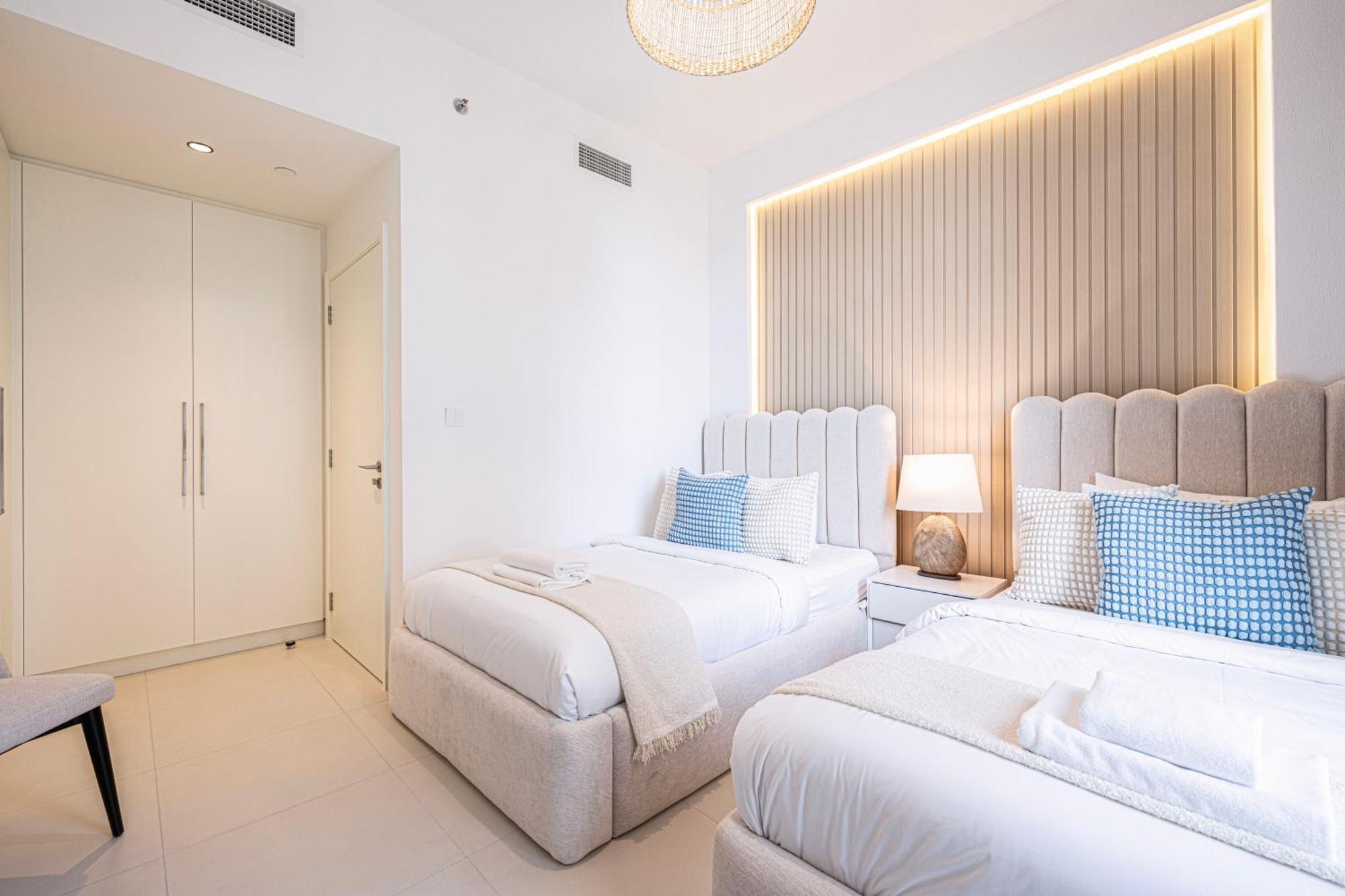 Appartement Burj Crown - Spectacular Boulevard View, Opposite Mall