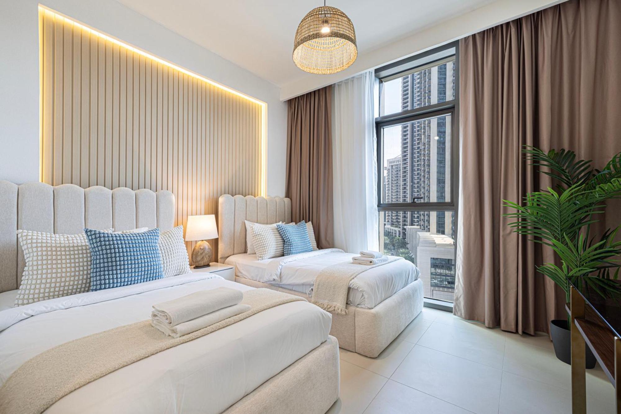 Appartement Burj Crown - Spectacular Boulevard View, Opposite Mall *
