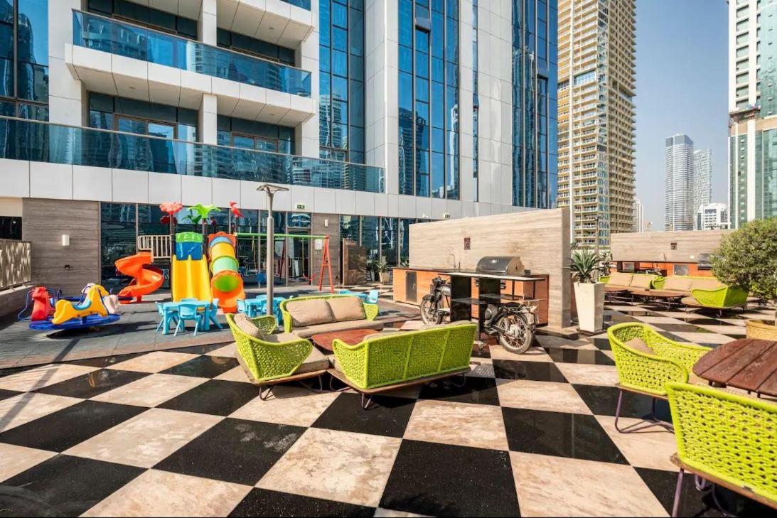 One Bed Mbl Jlt Dubai