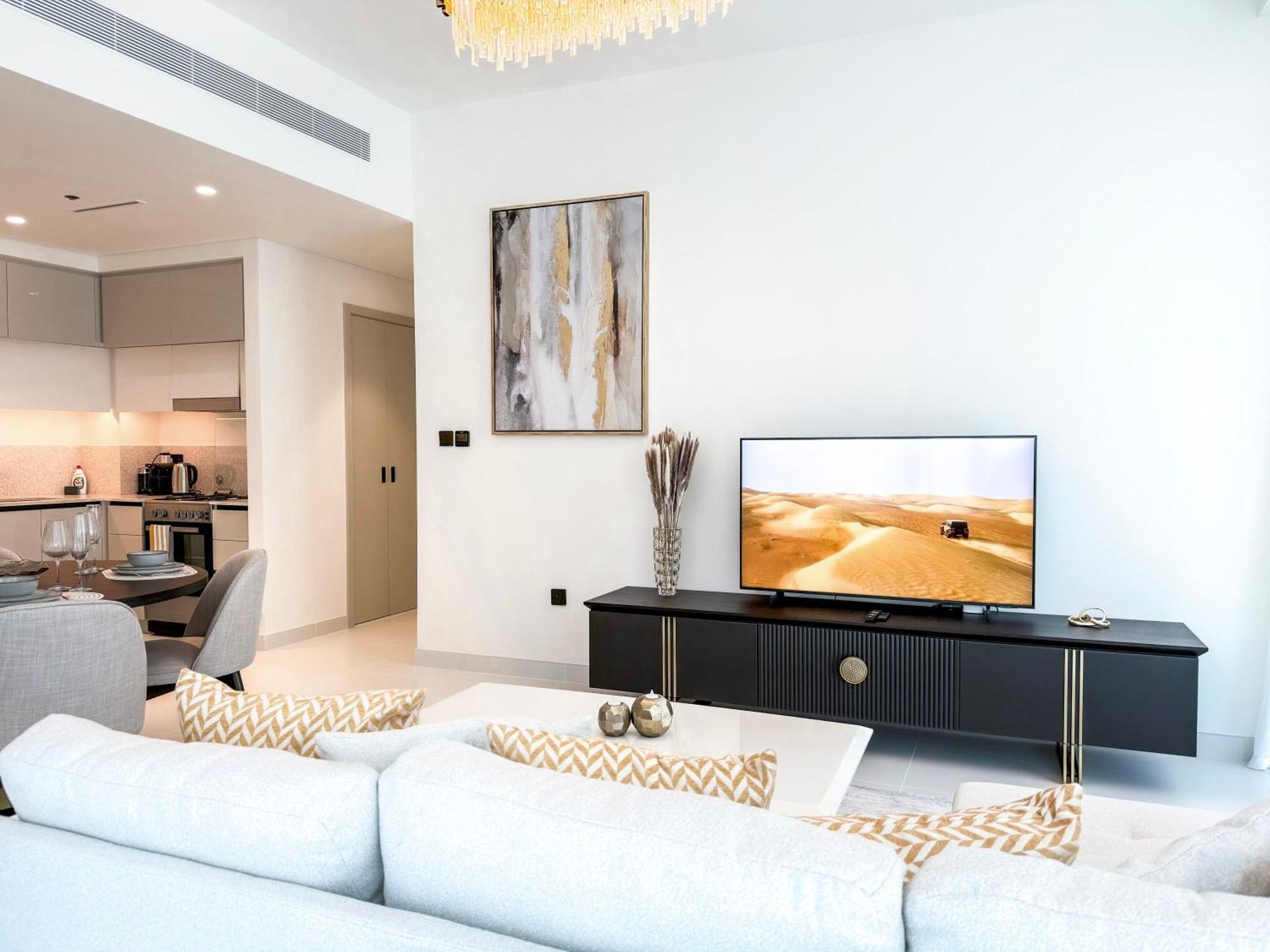 Panoramic Escape With Private Beach, 2br On High Floor Apartamento *