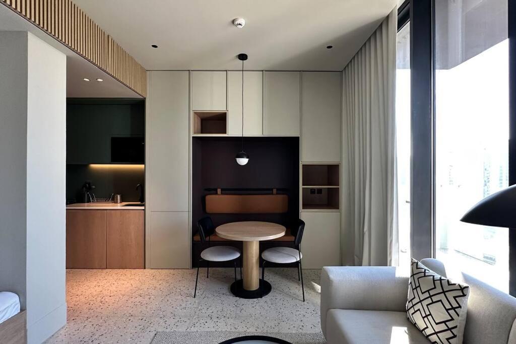 Houzzze #4 Designstudio Burj Khalifa View Appartement *