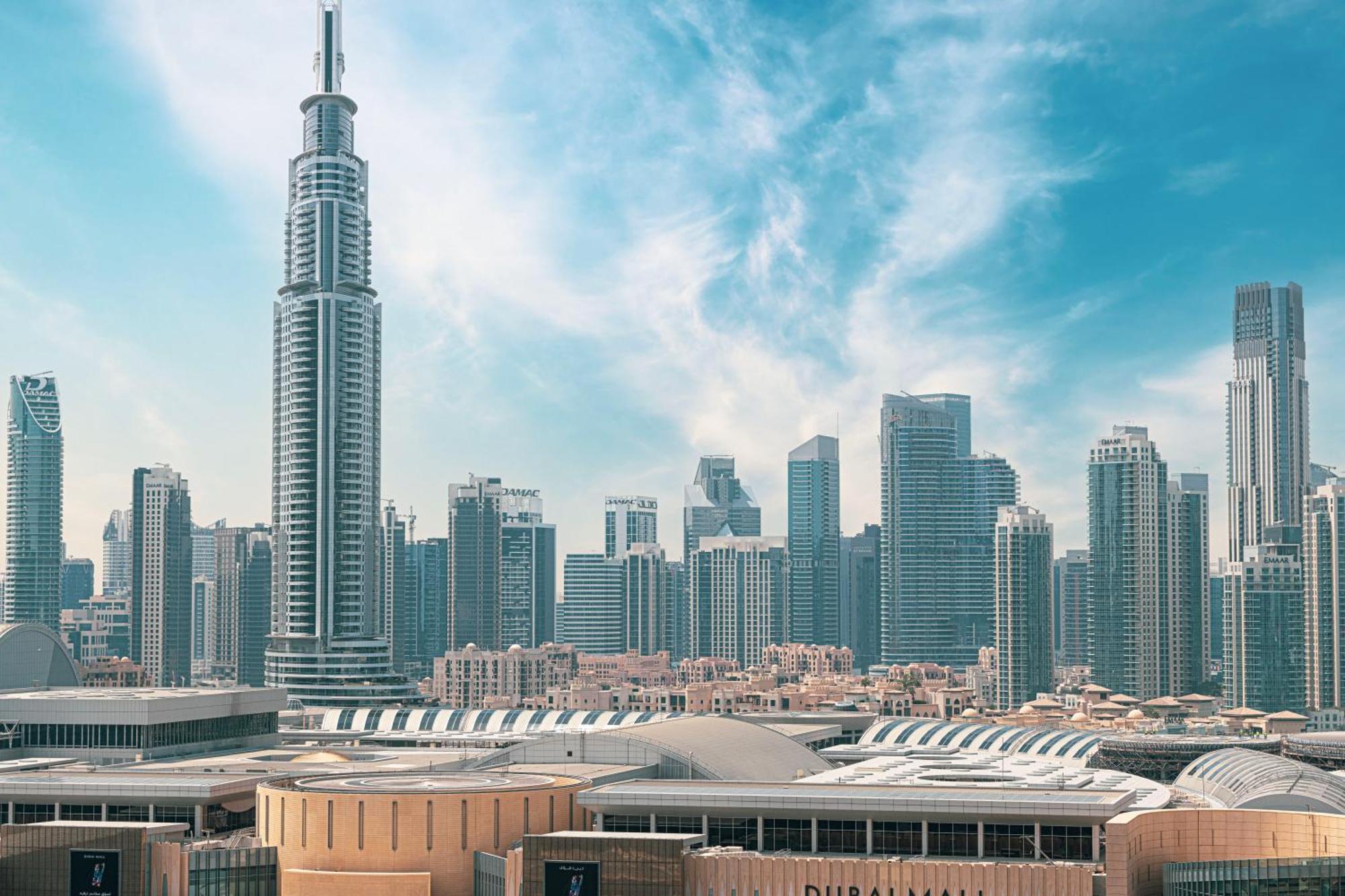 Burj Khalifa View & Mall Connection Dubái