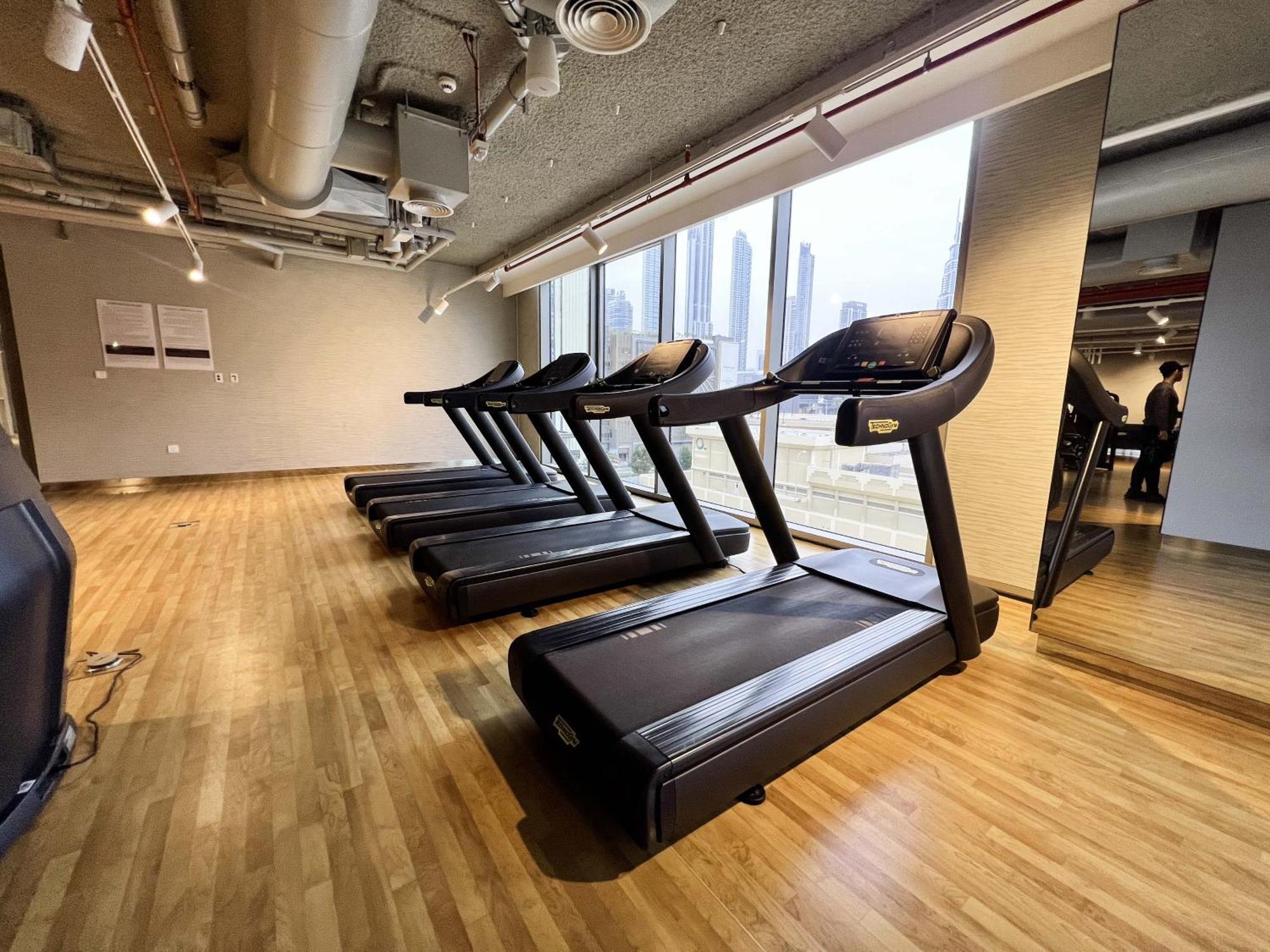 Sleeps 4 Mall Access Difc Views *
