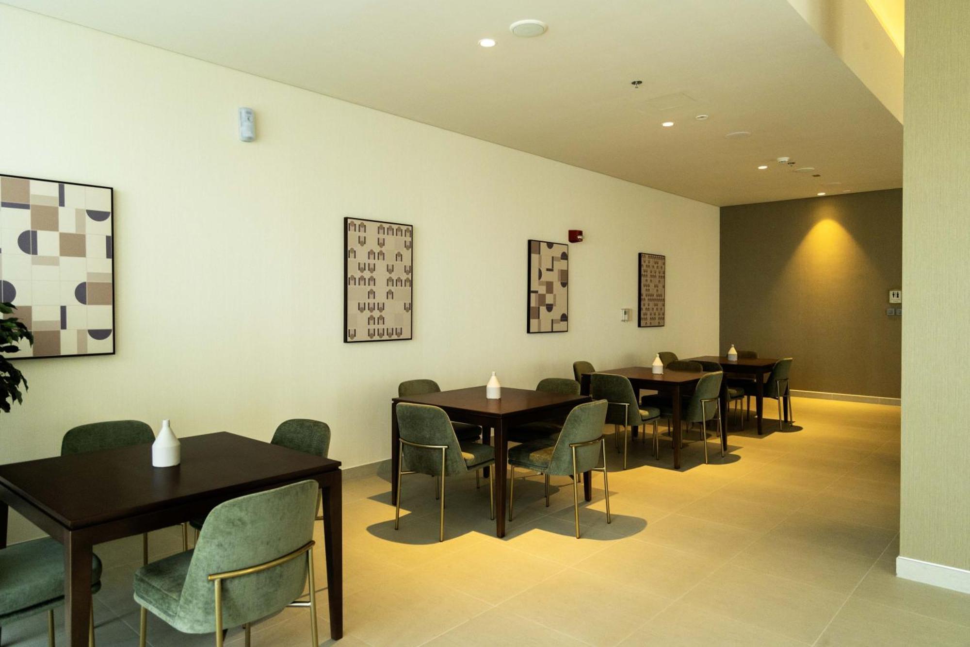 Sleeps 8 Private Cinema World Island Views * Dubaï