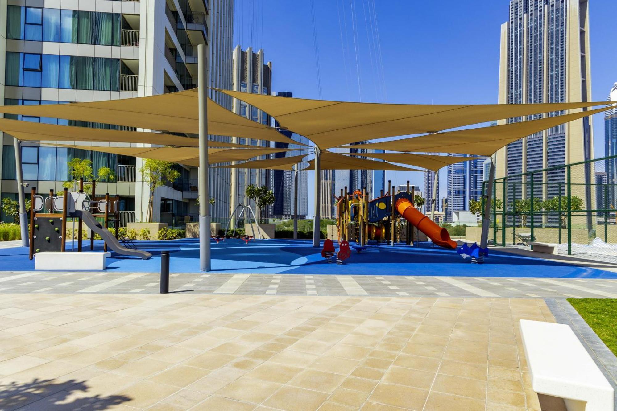 Sleeps 4 Mall Access Difc Views