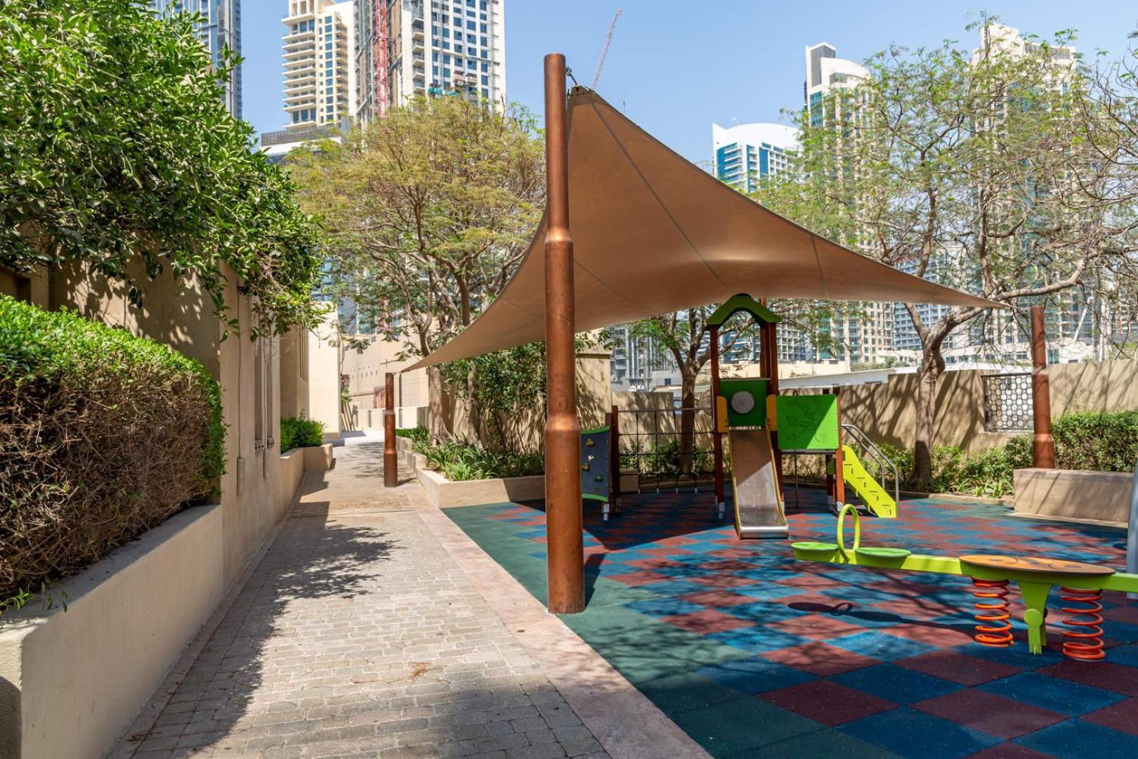 Frank Porter - Reehan 5 Appartement Dubai