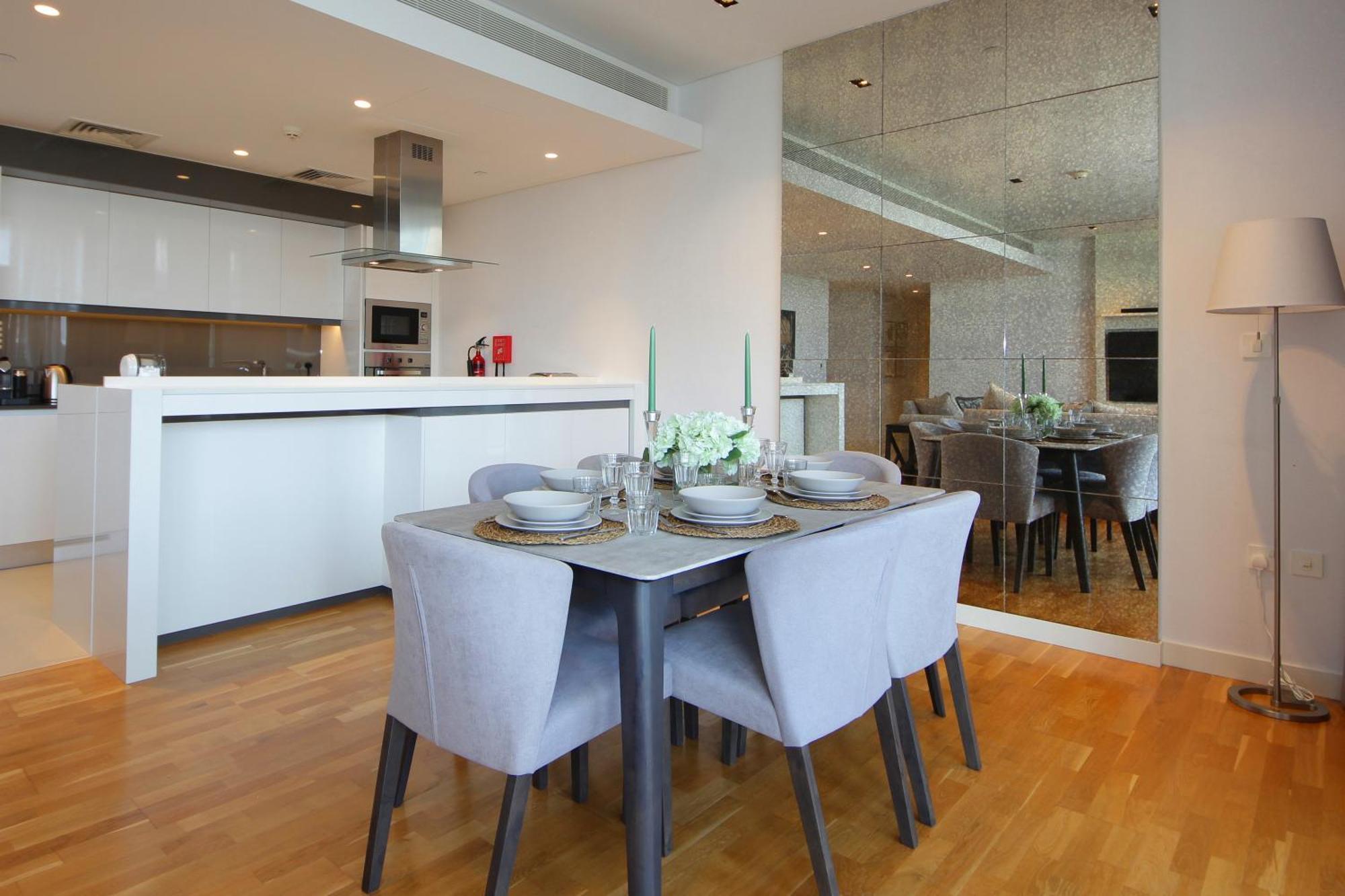New Arabian Luxury 2 Bedroom In Blue Water Appartement Dubaï