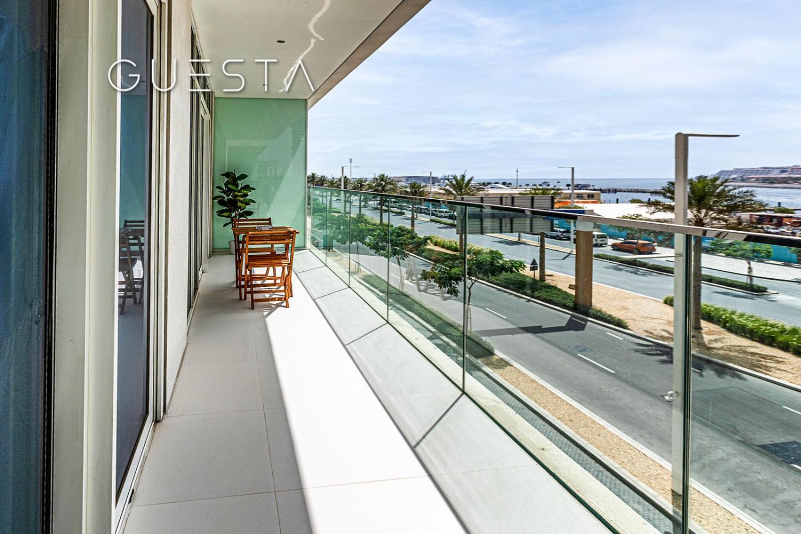 Emaar Beachfront - Sunrise Bay Tower, Marina * Dubái