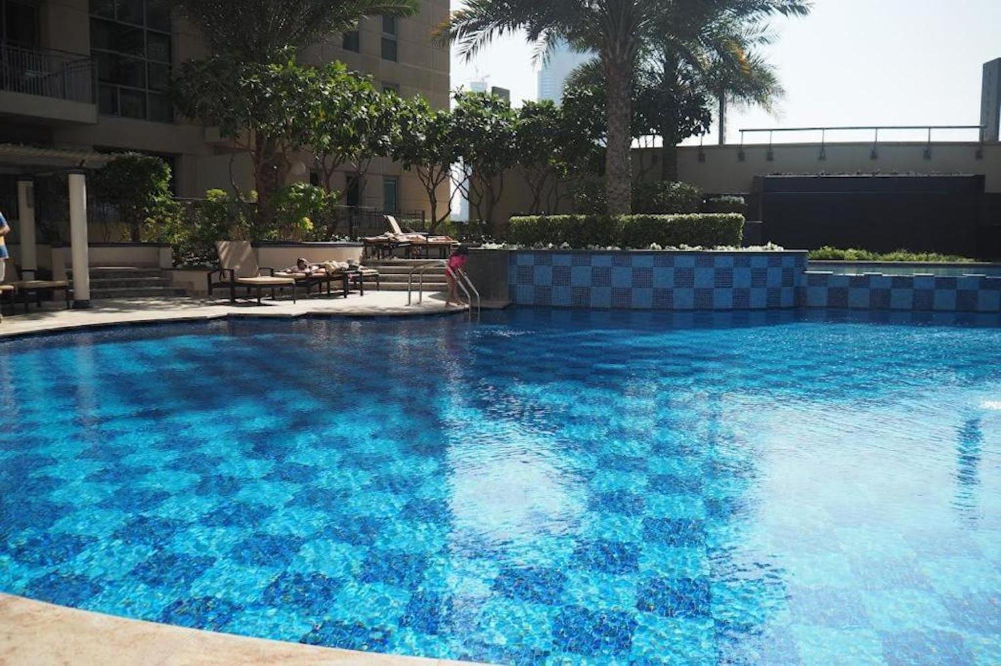 Eden's Homes & - Standpoint Residences * Dubaï
