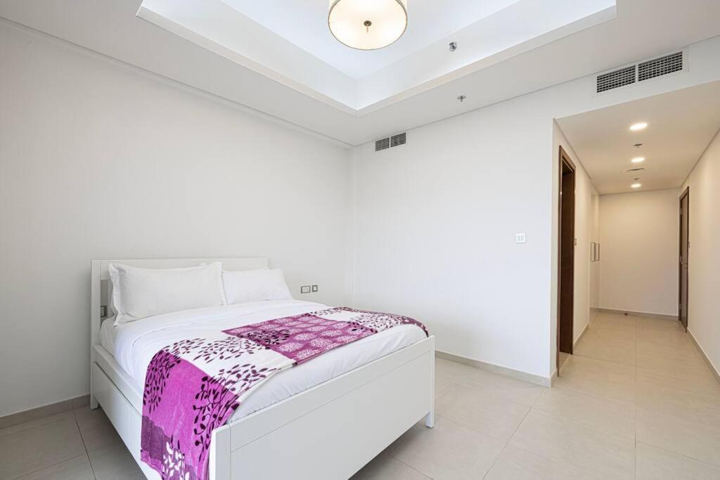 First Class Luxury 2br Palm Stunning Sea And Landmark Views Dubai