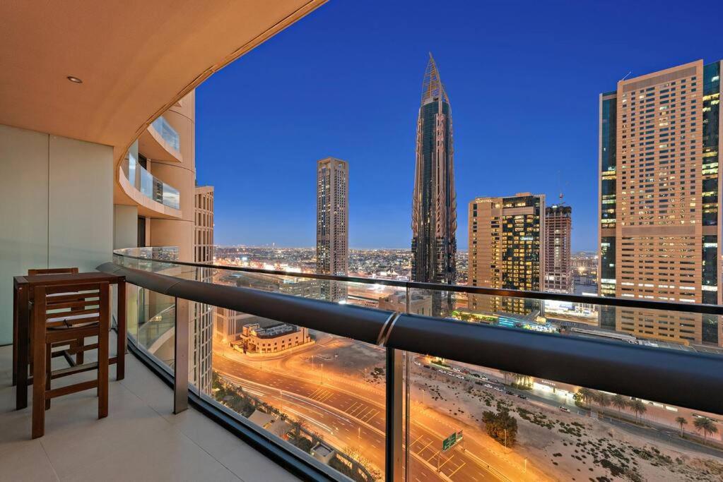 First Class 1br Skyline & Sea View Appartement *