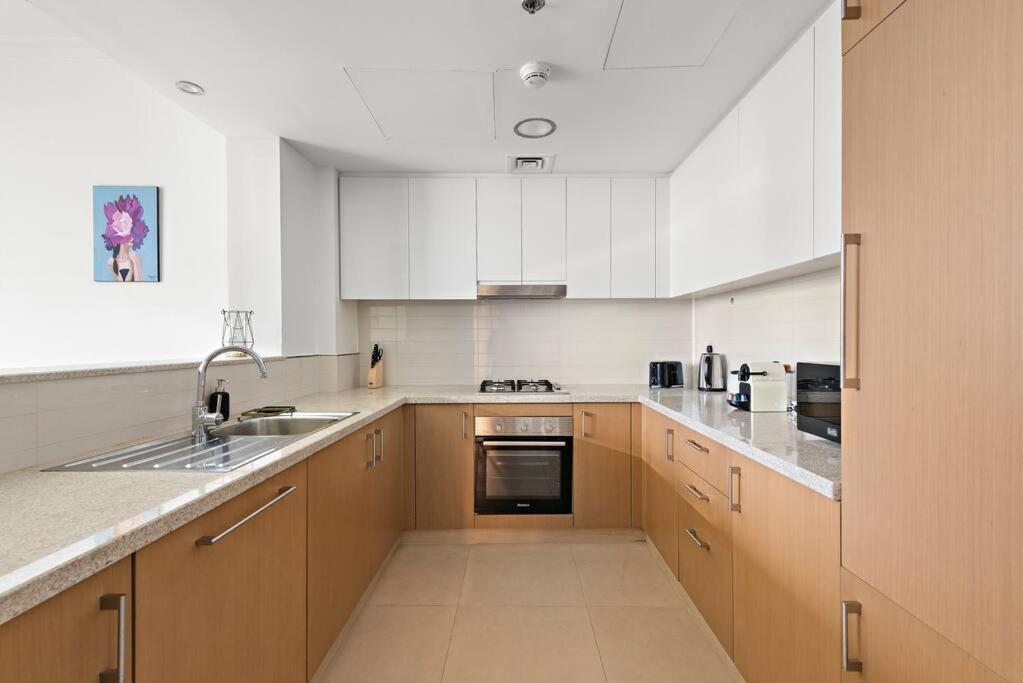 First Class 1br Skyline & Sea View Appartement Dubaï