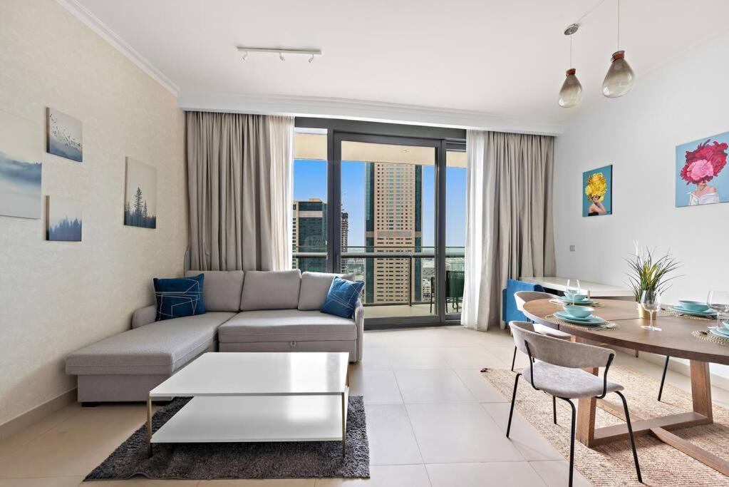 First Class 1br Skyline & Sea View Appartement Dubaï