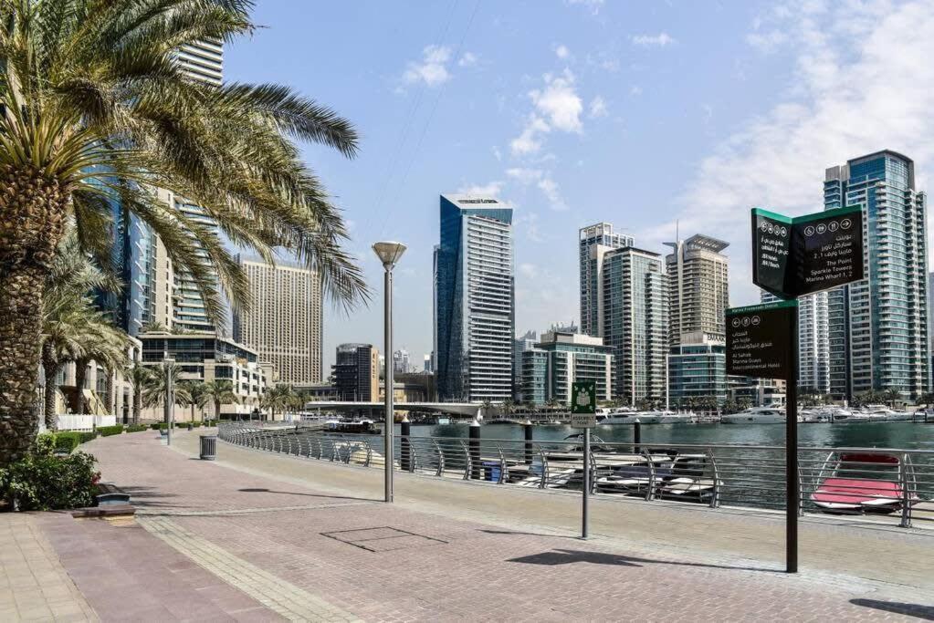 Frank Porter - Marina Promenade Apartamento