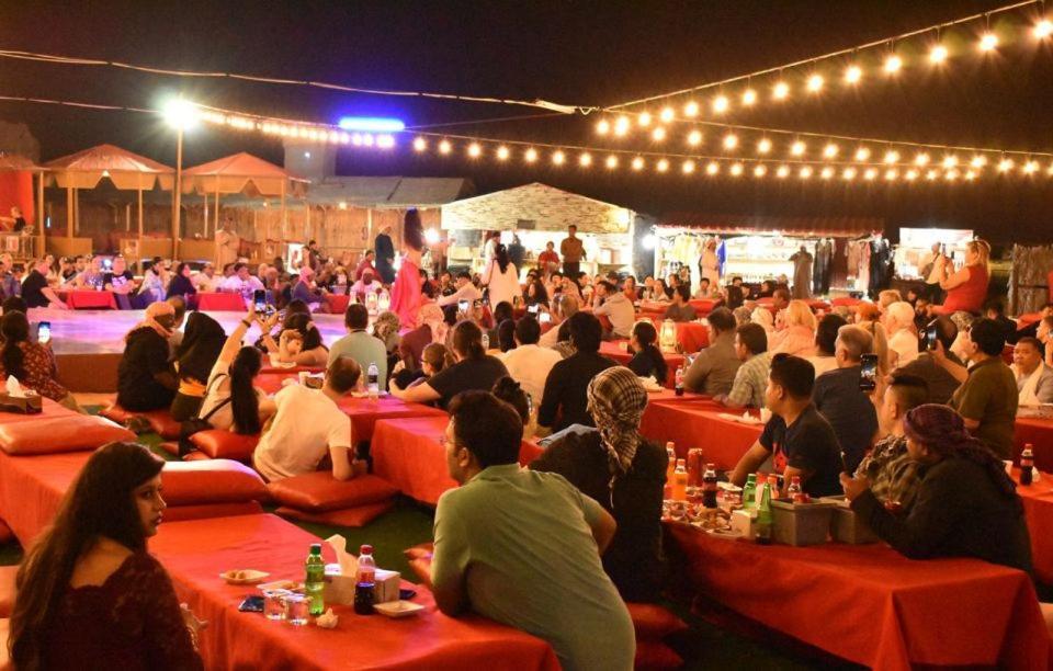 For Stays, Event Parties, Holidays With Foods And Entertainments * Dubaï