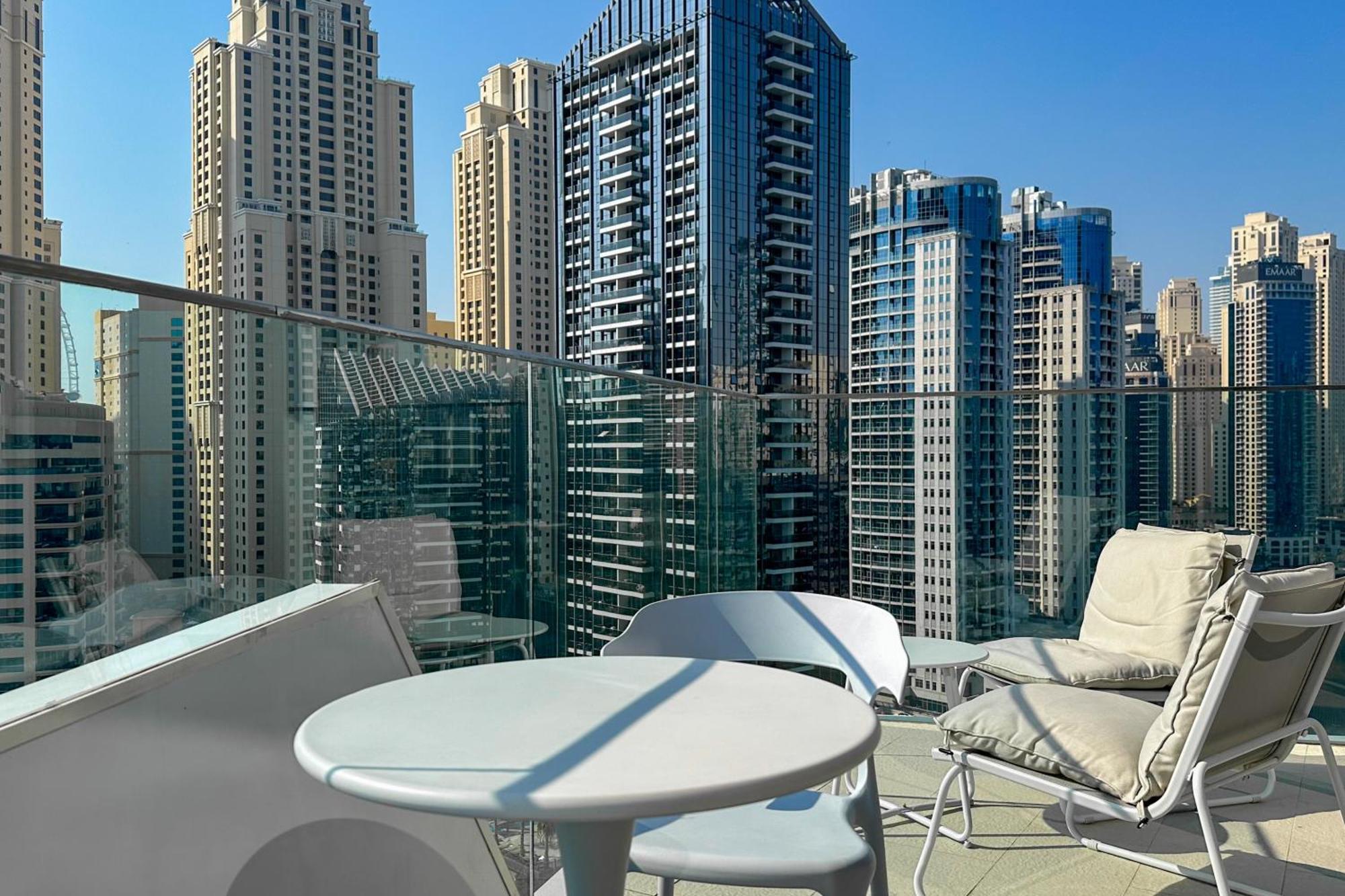 Luxury 1br In Marina Private Pool (adults Only) *