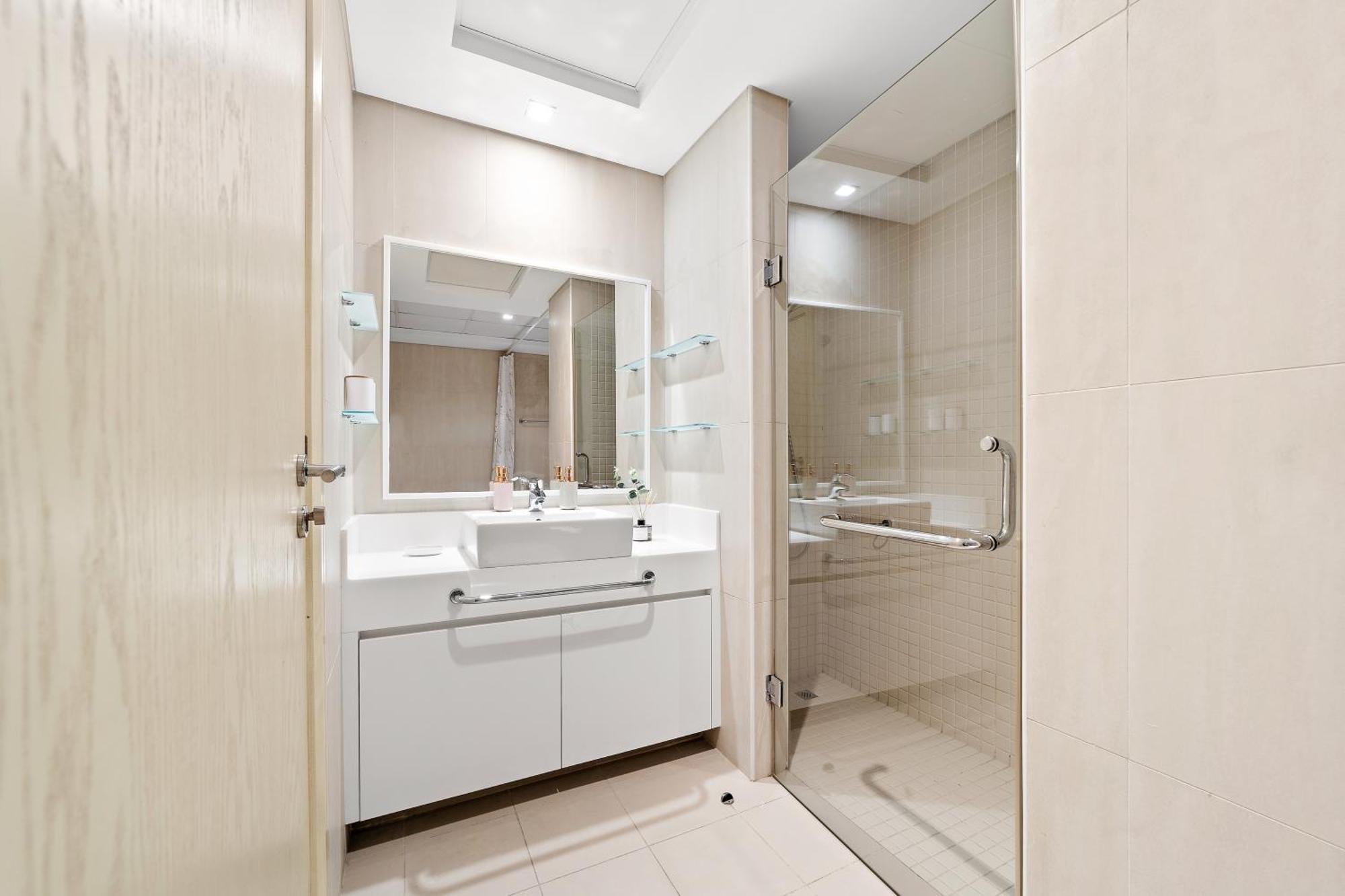 2 Bedroom With Direct Free Access - Al Bateen Towers Appartement *